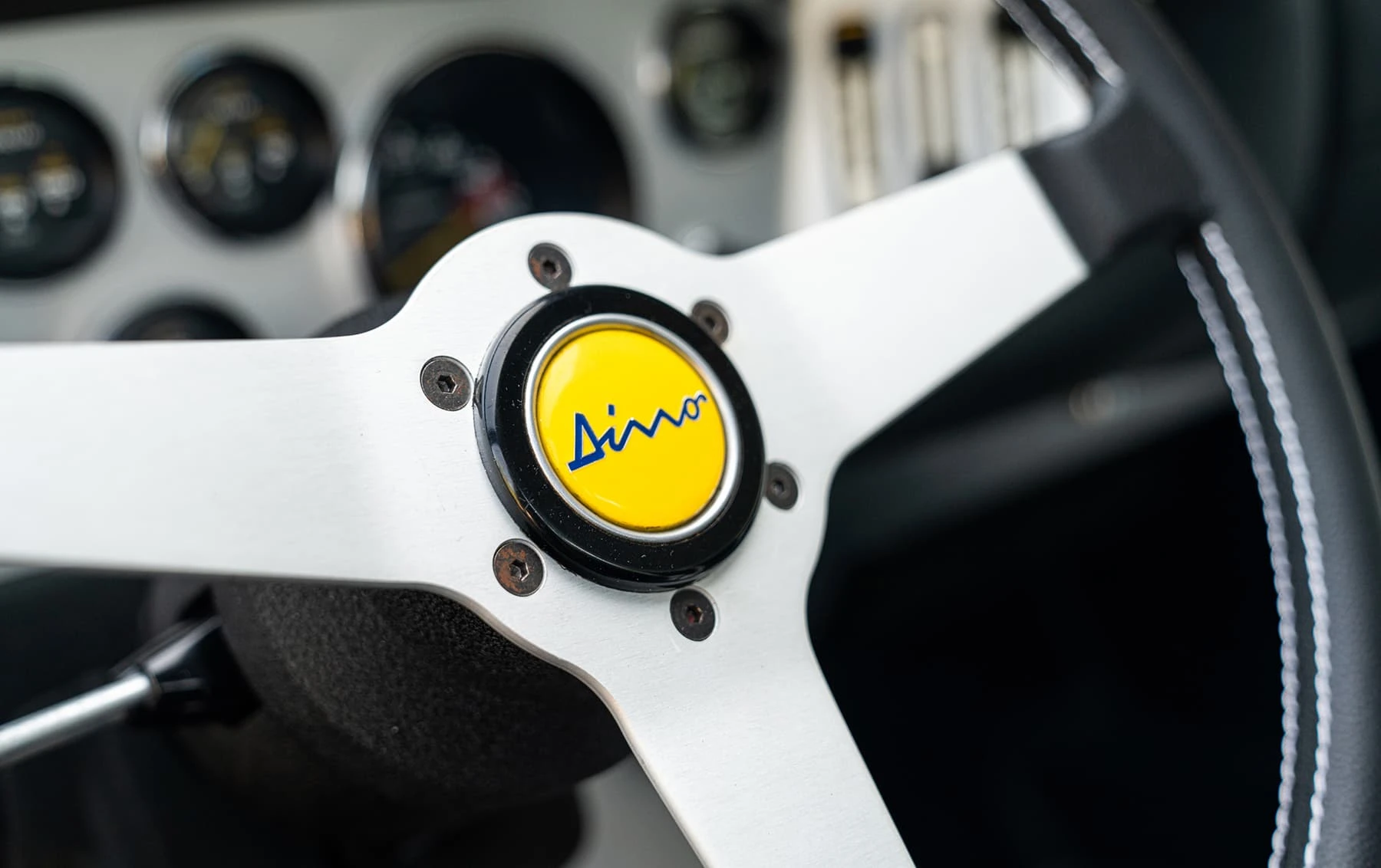 Ferrari Dino 308 GT4 Bertone - 1973 40