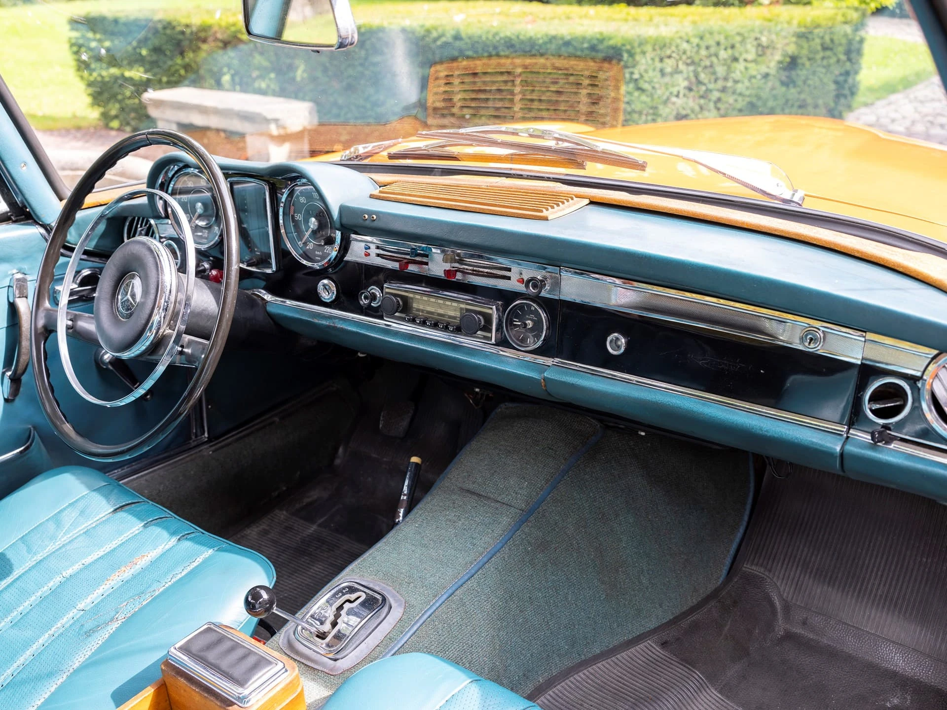 Mercedes-Benz 230 SL Pagode usine - 1963 2e