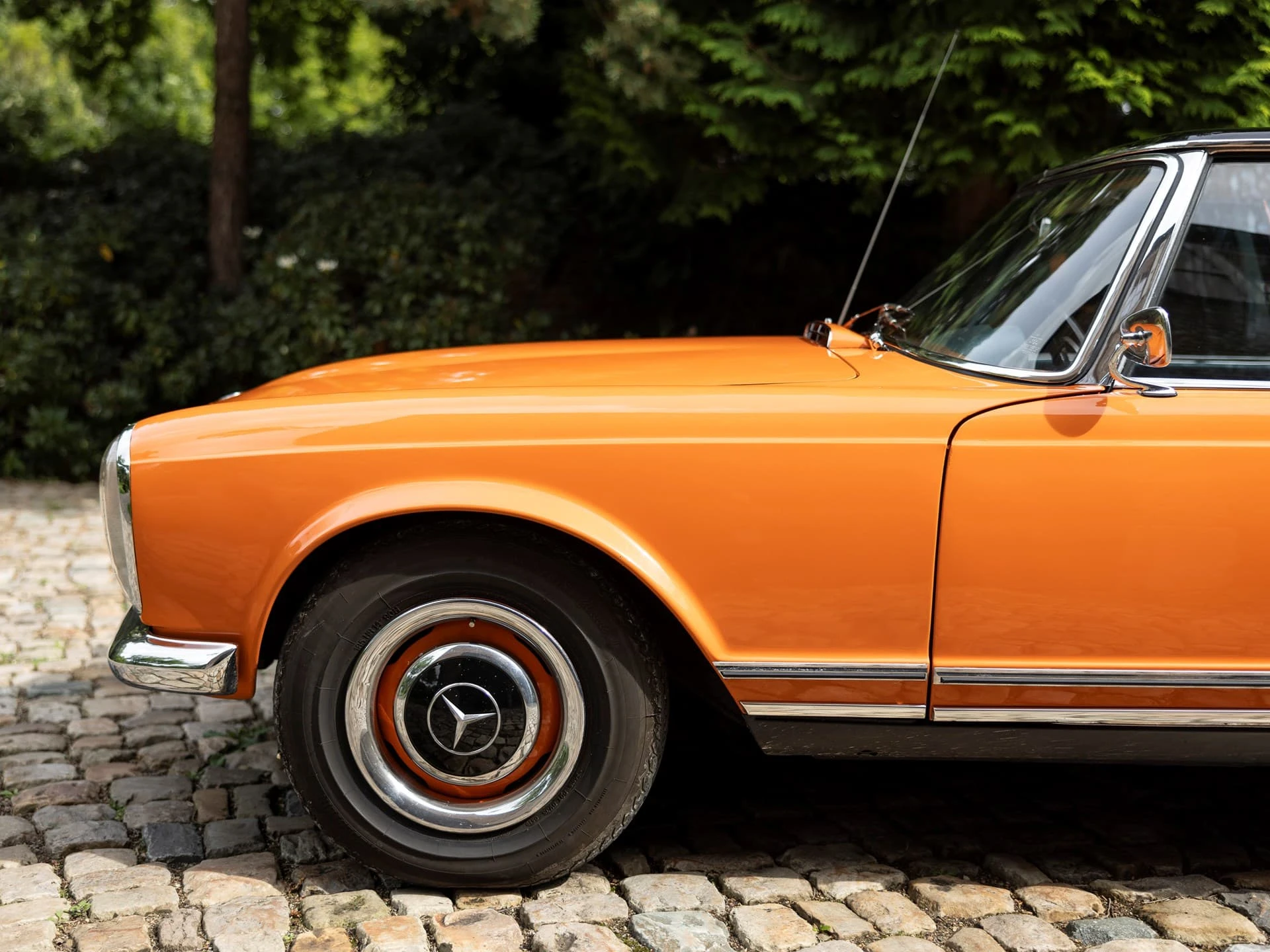 Mercedes-Benz 230 SL Pagode usine - 1963 64