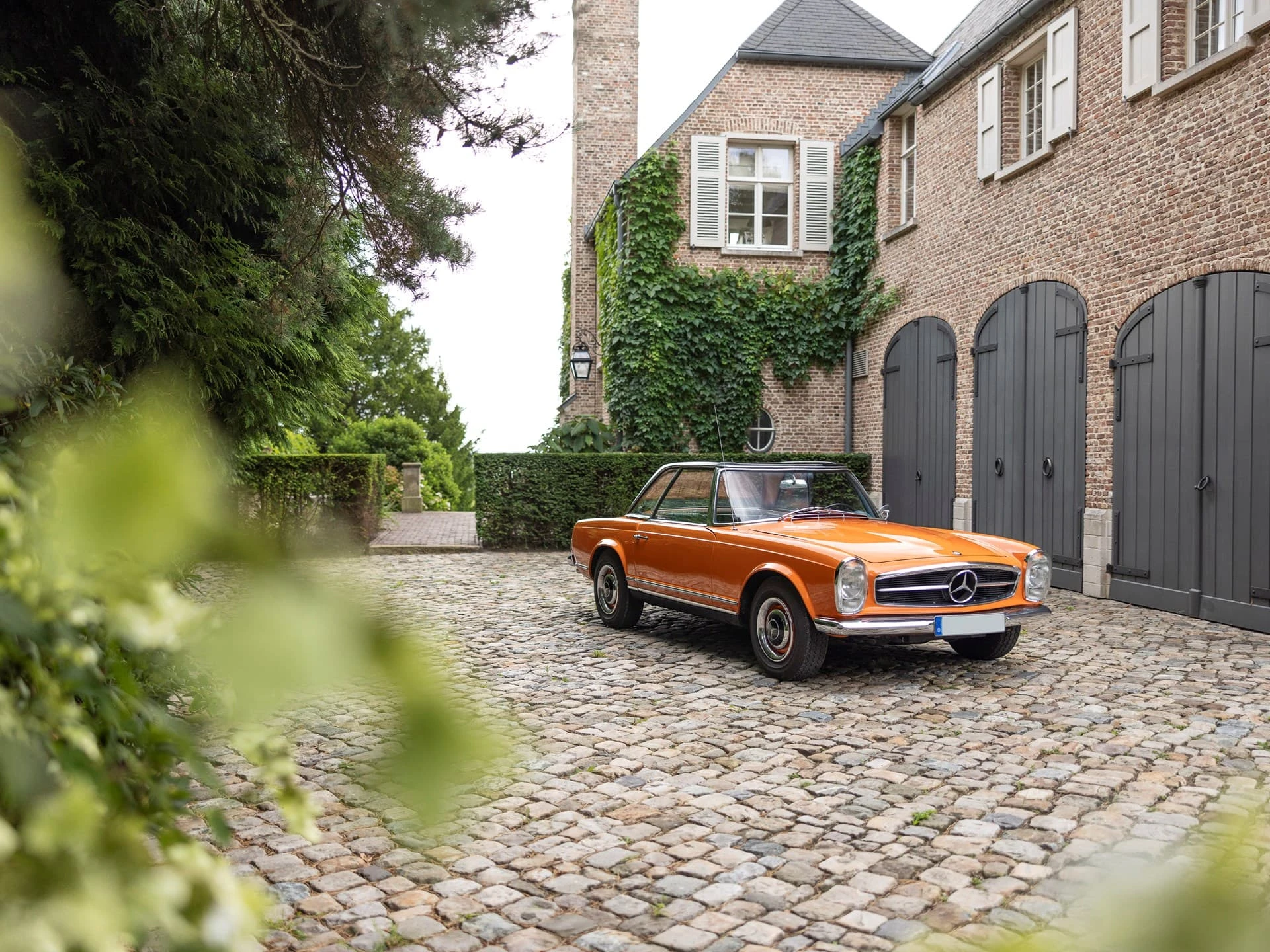 Mercedes-Benz 230 SL Pagode usine - 1963 c