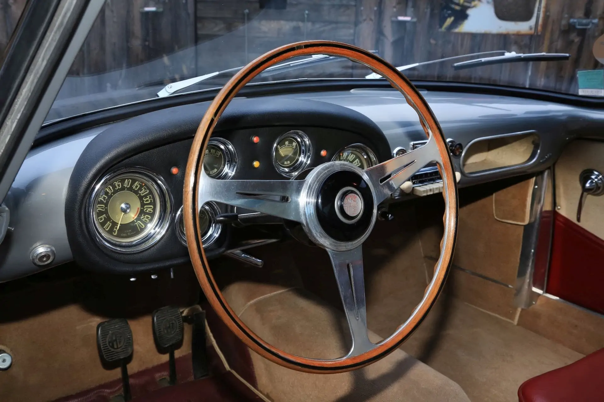 Alfa Romeo 1900 C Super Sprint 3e série - Touring - 1956 - 12