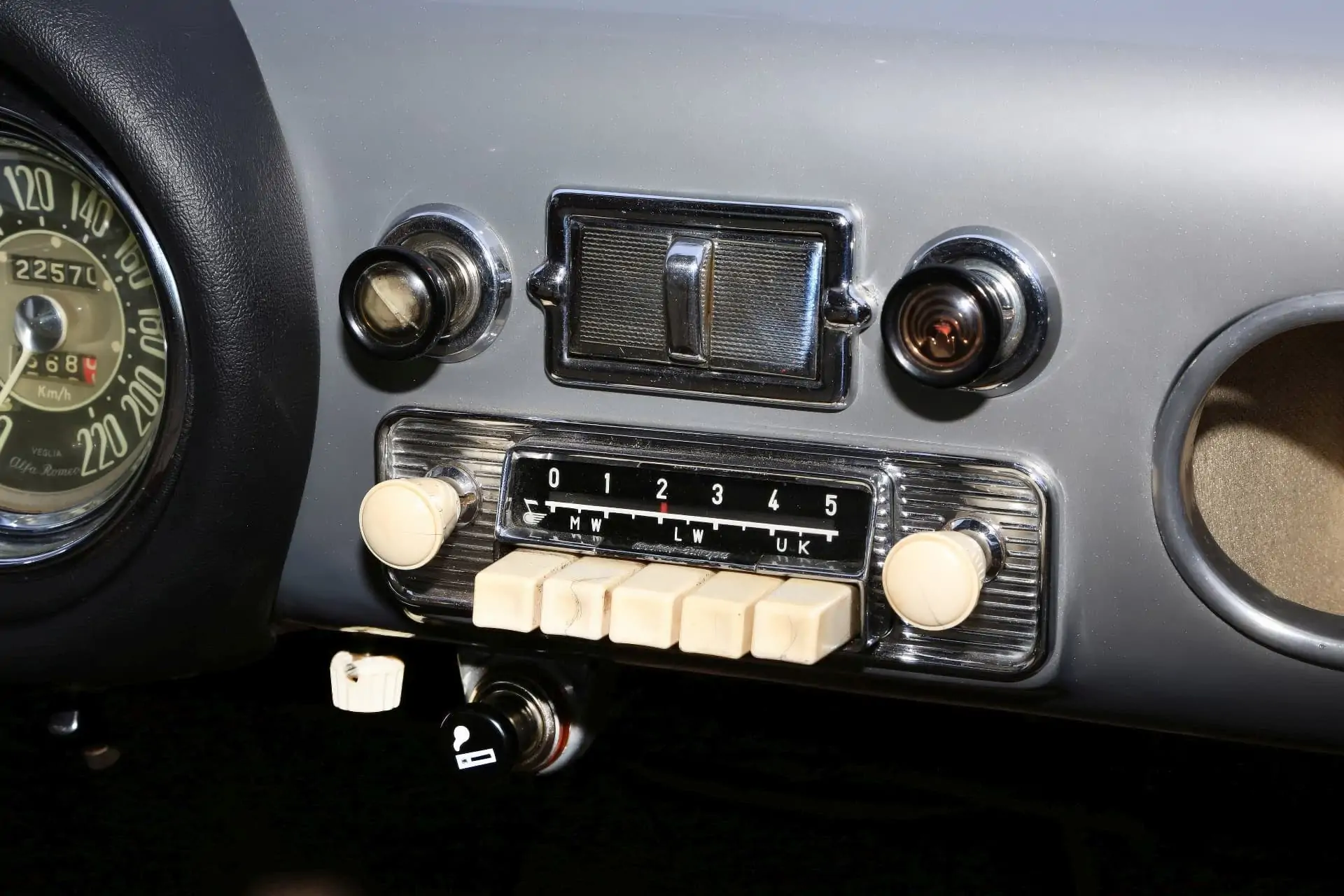 Alfa Romeo 1900 C Super Sprint 3e série - Touring - 1956 - 14