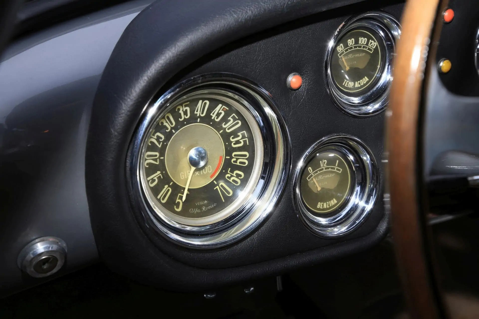 Alfa Romeo 1900 C Super Sprint 3e série - Touring - 1956 - 16