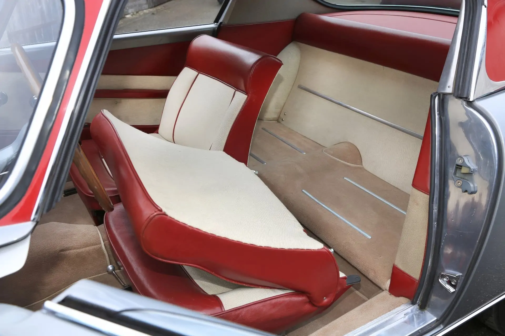 Alfa Romeo 1900 C Super Sprint 3e série - Touring - 1956 - 7