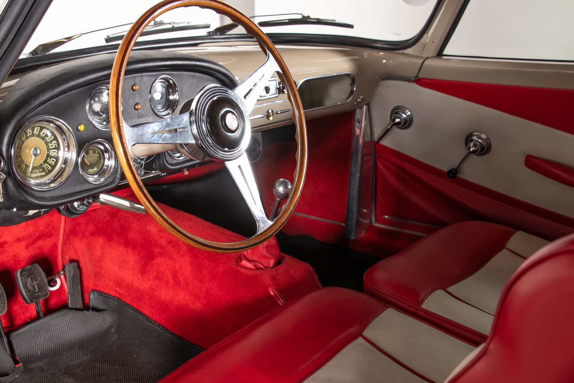 Alfa Romeo 1900 CSS Touring 1956 - 13