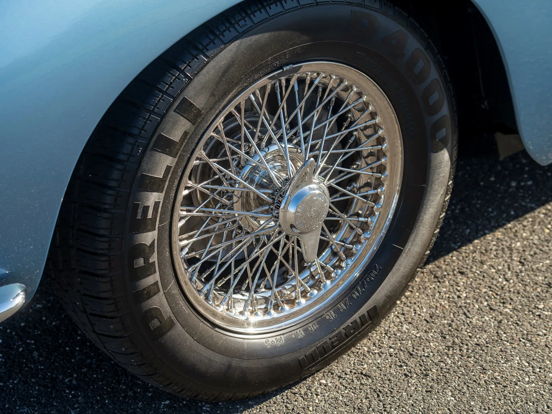 Aston Martin DB Volante - 1965 26