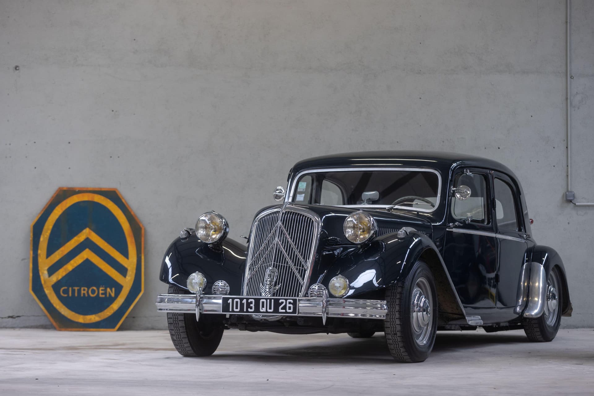 Citroën Traction 15-Six H - 1955 - 01