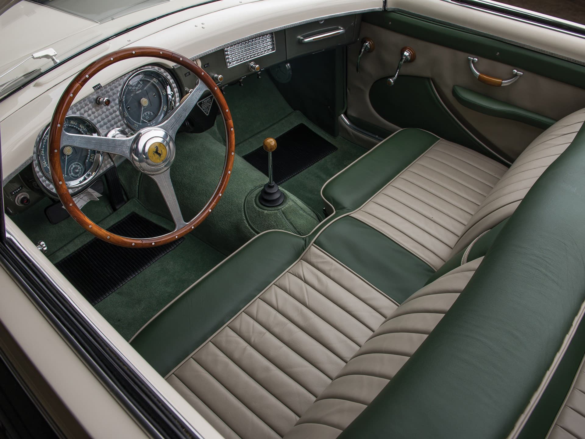 Ferrari 342 America Cabriolet Vignale - 1952 4