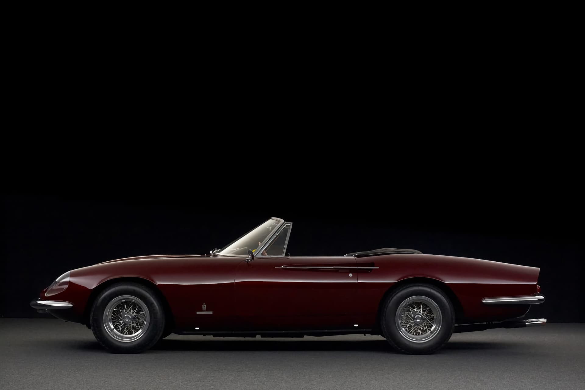 Ferrari 365 California Spyder 1966 10