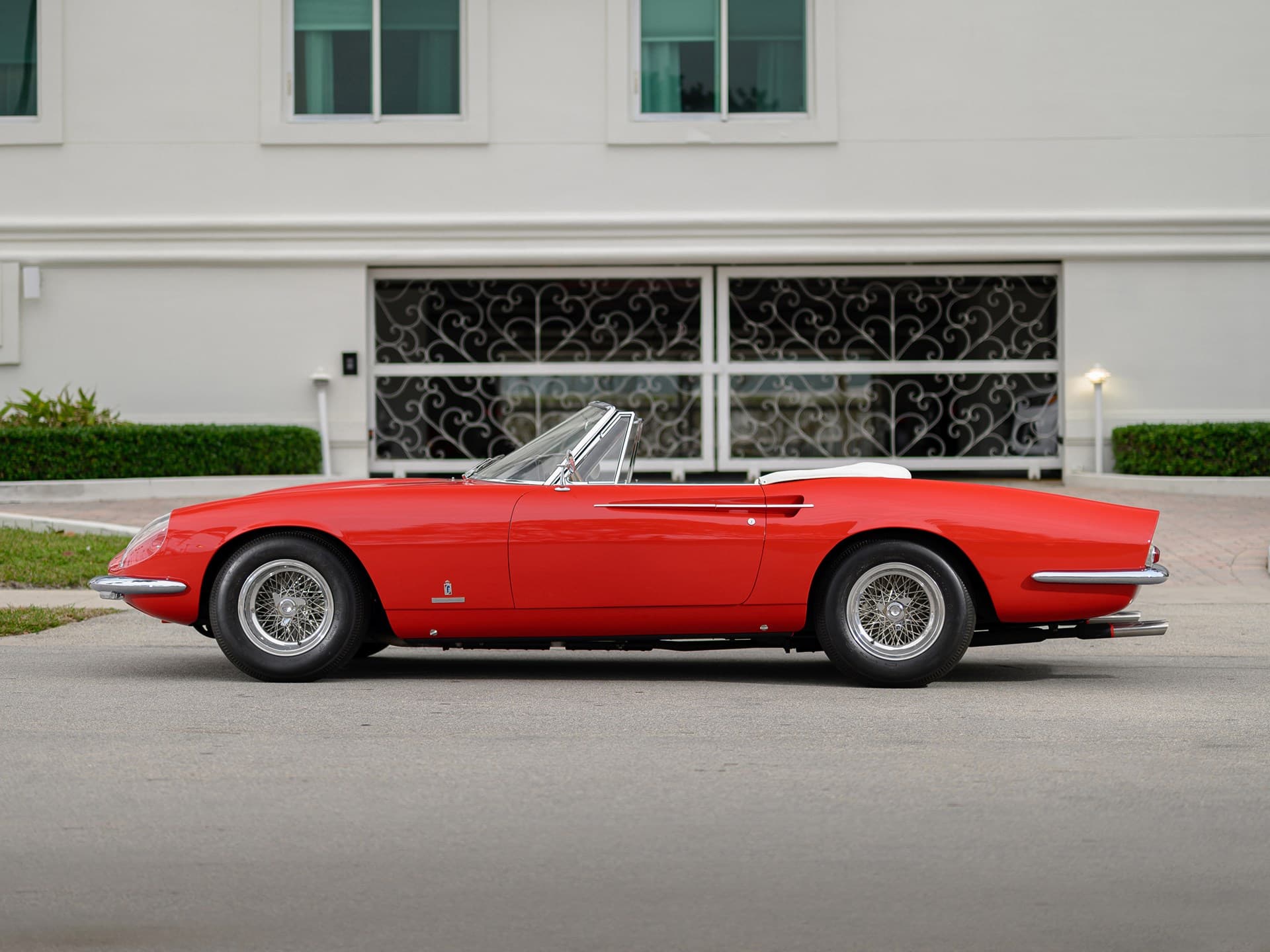 Ferrari-365-California-Spyder- Pininfarina - 1967 - 04