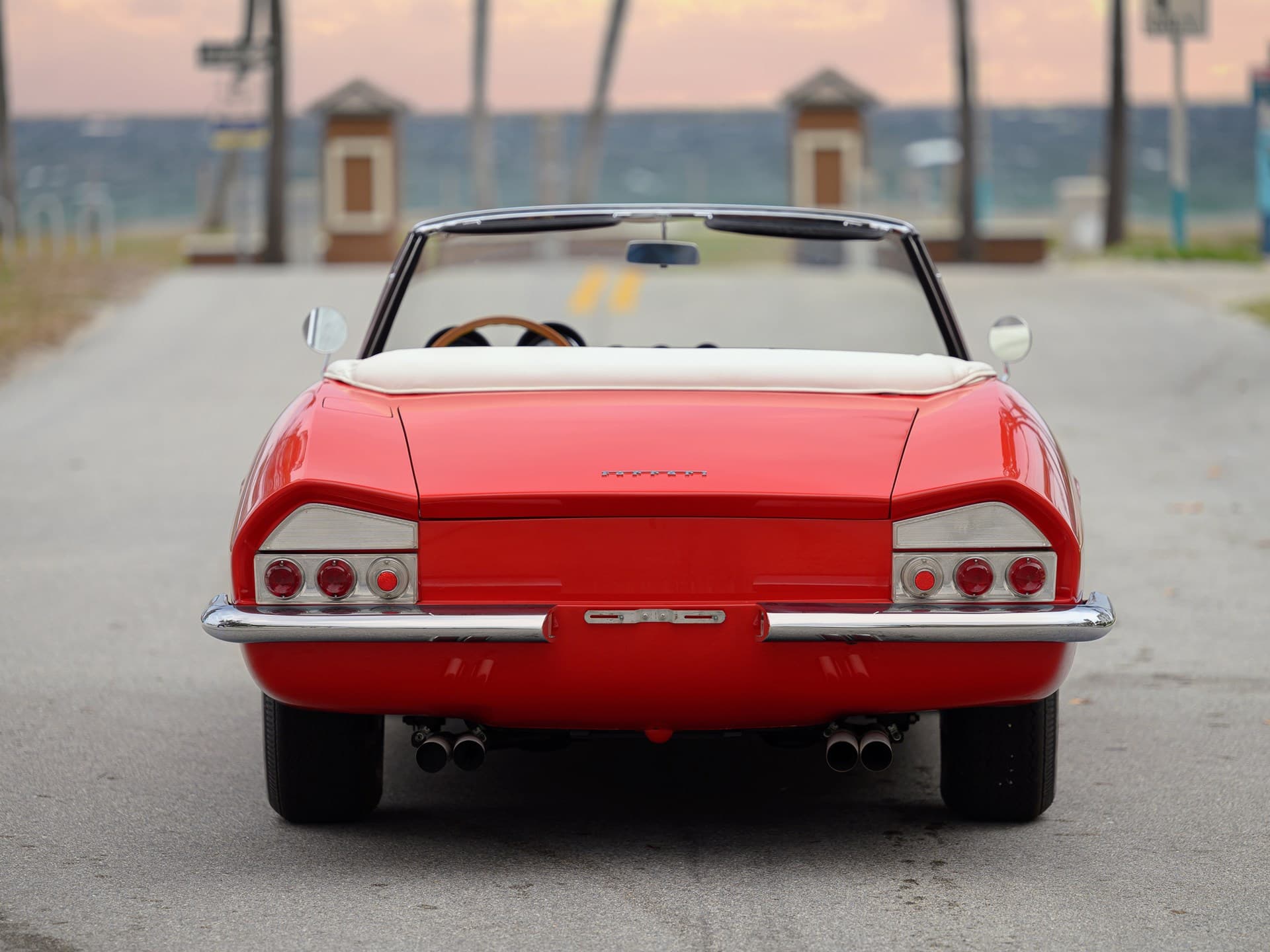 Ferrari-365-California-Spyder- Pininfarina - 1967 - 07