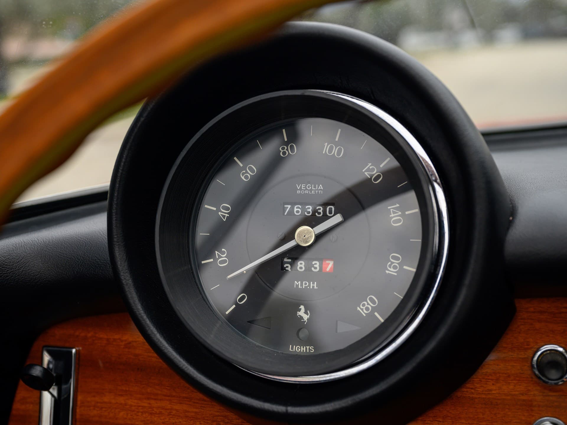 Ferrari-365-California-Spyder- Pininfarina - 1967 - 15
