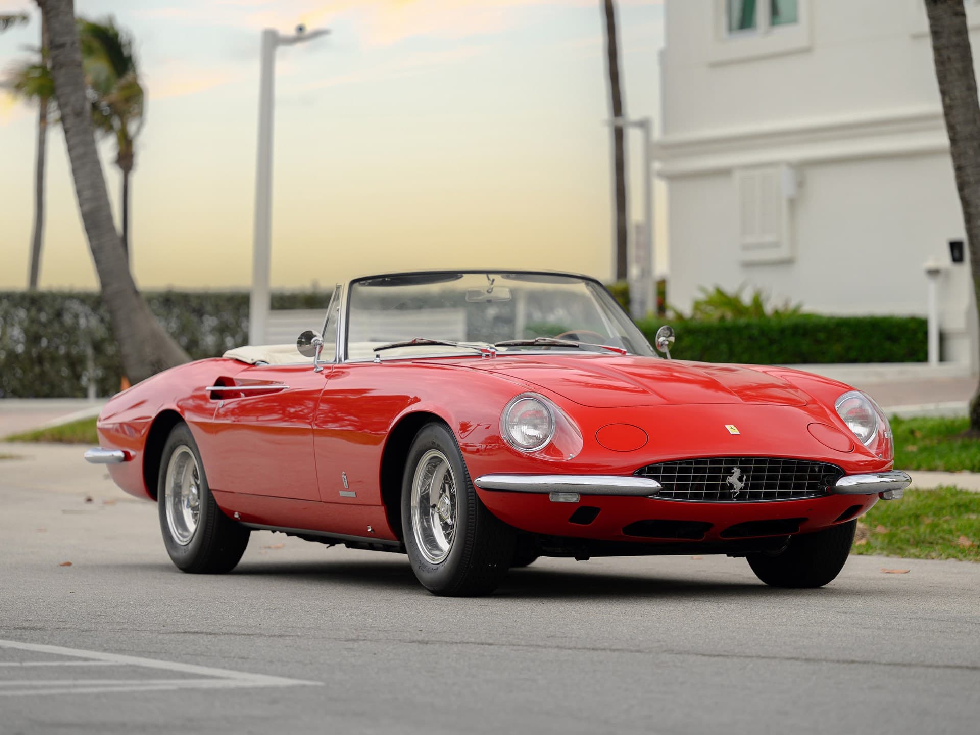 Ferrari-365-California-Spyder- Pininfarina - 1967 - 25