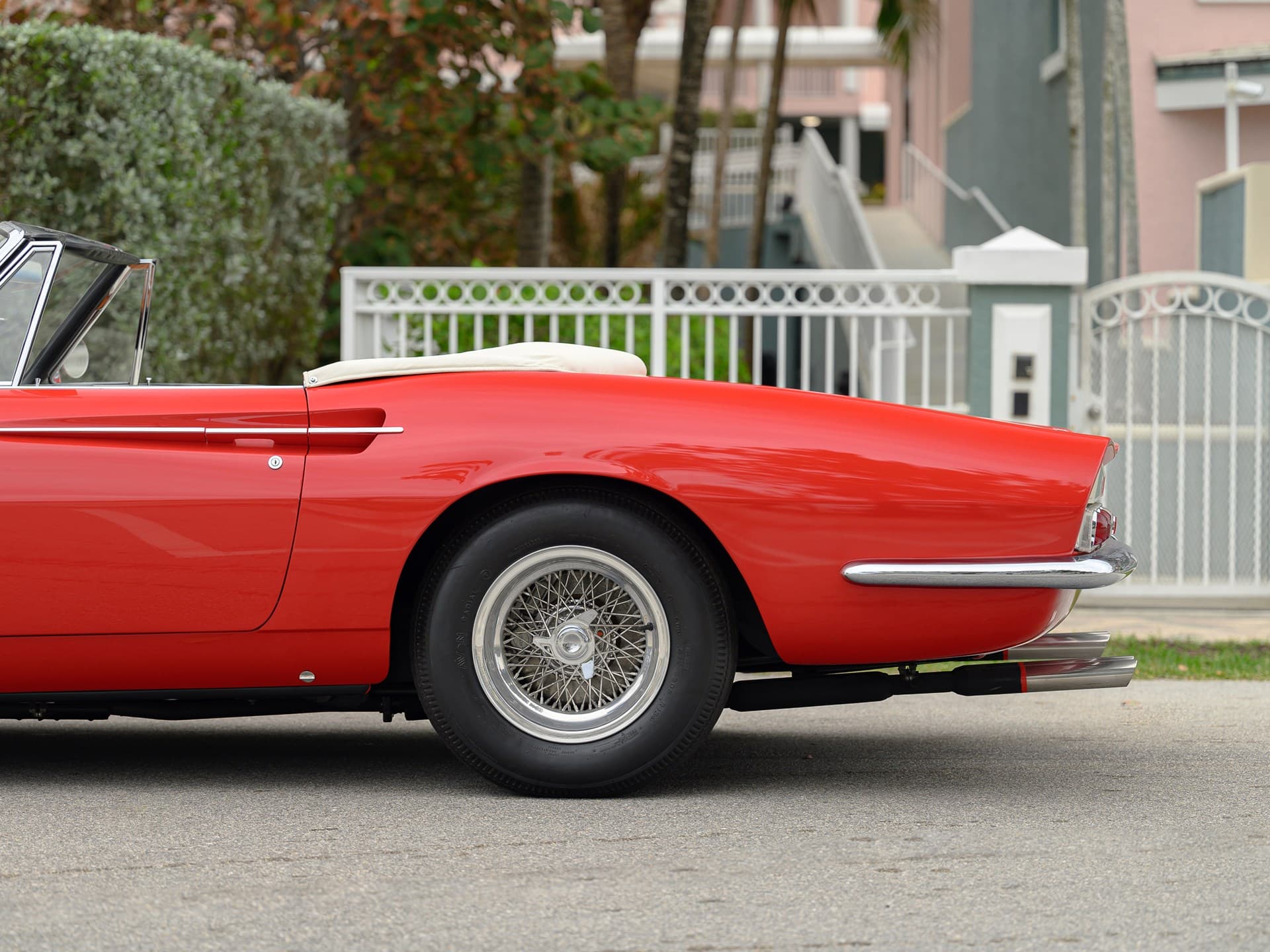 Ferrari-365-California-Spyder- Pininfarina - 1967 - 36