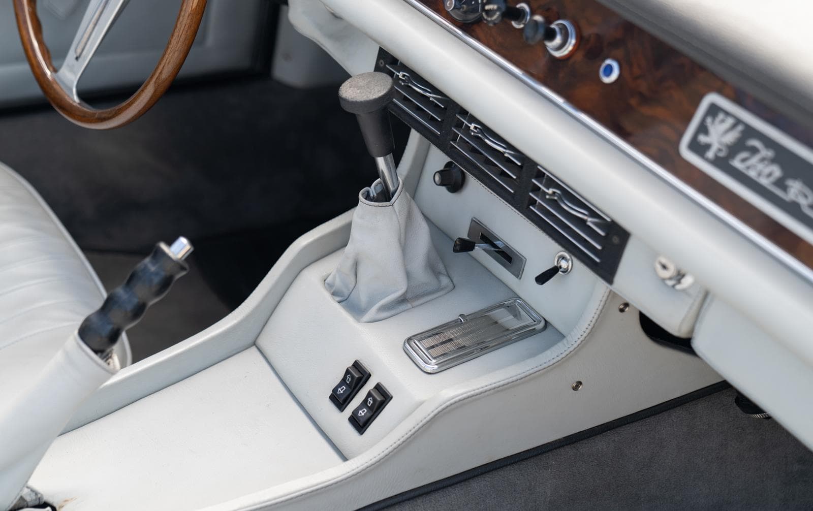 Iso Grifo Series I Targa Bertone 1970 26