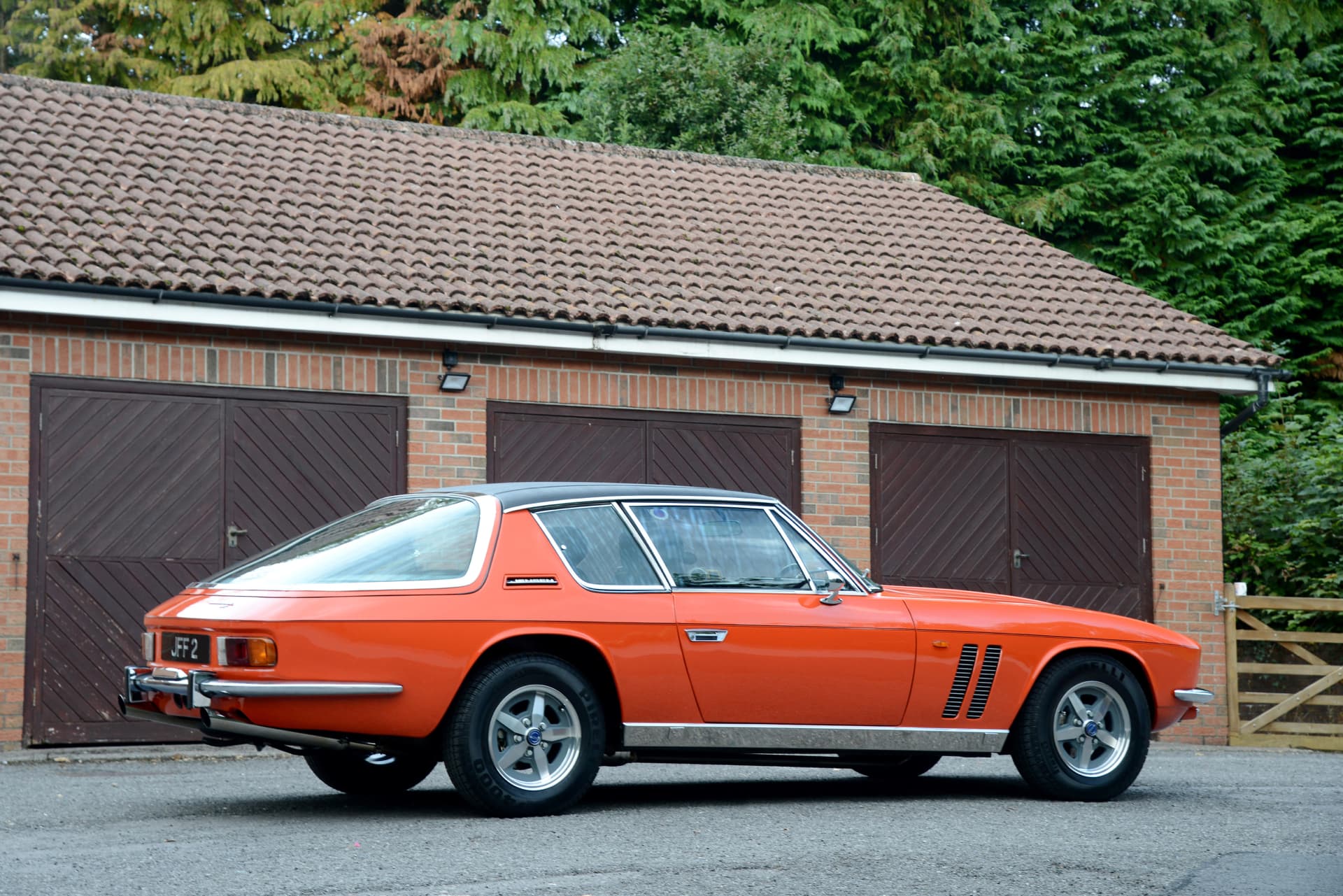 Jensen FF MkII Coupe - 1971 11