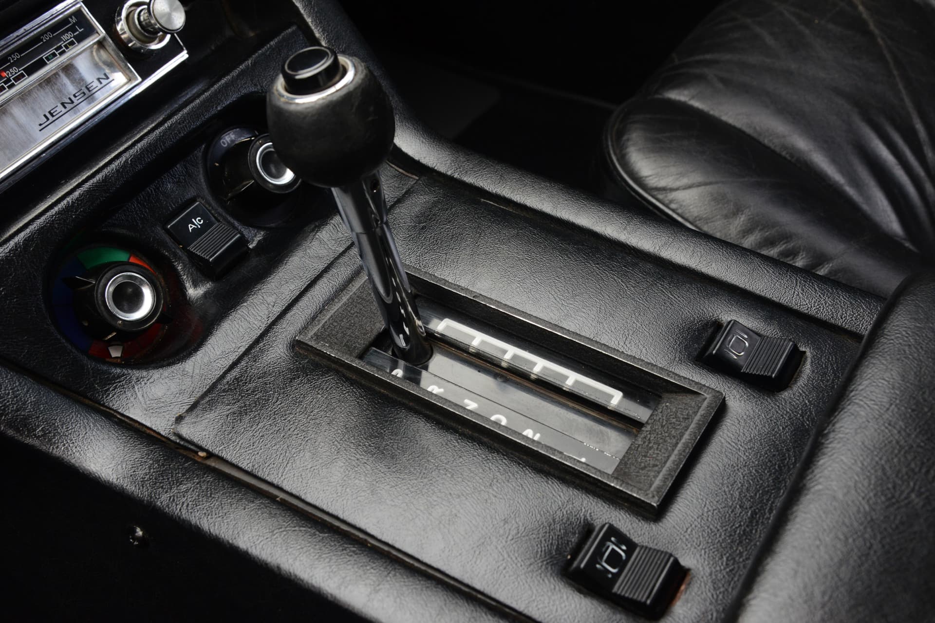 Jensen FF MkII Coupe - 1971 24