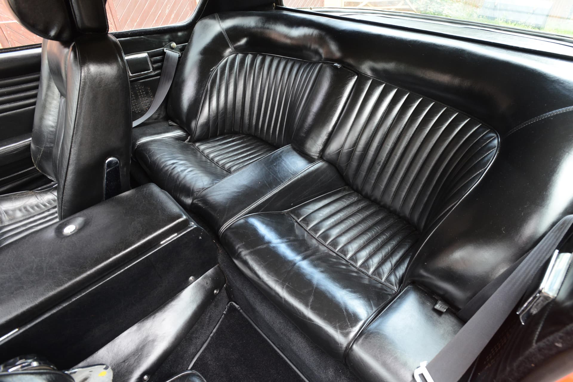 Jensen FF MkII Coupe - 1971 27