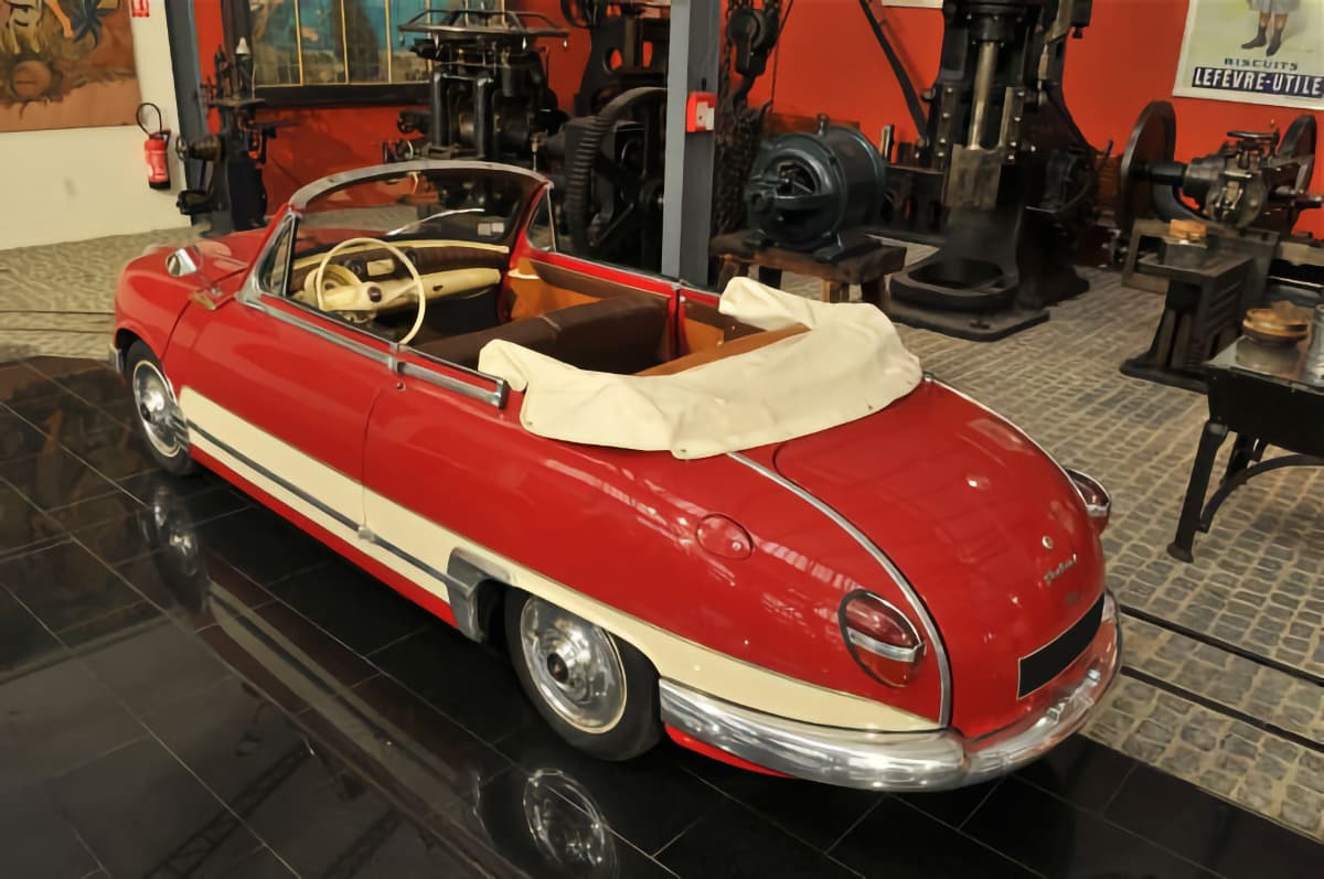 Panhard Dyna Cabriolet Grand Standing Z17 - 1959_9
