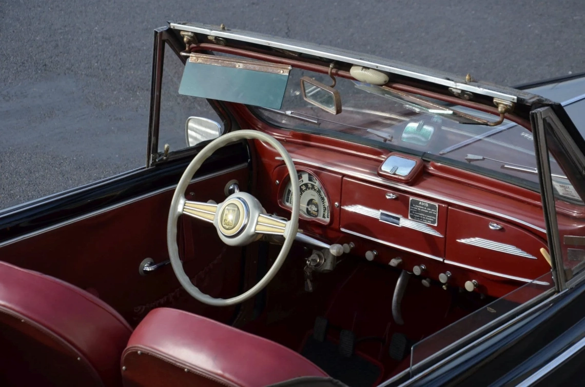 Peugeot 203 C cabriolet - 1955 4