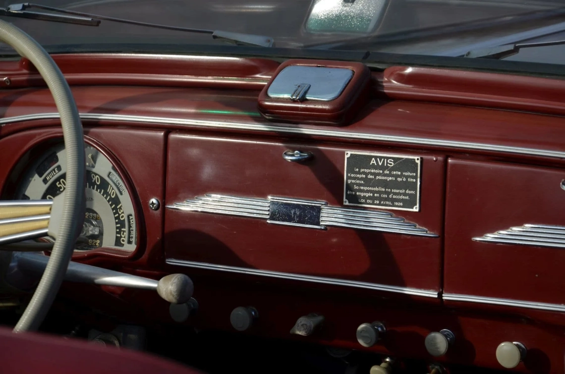 Peugeot 203 C cabriolet - 1955 6