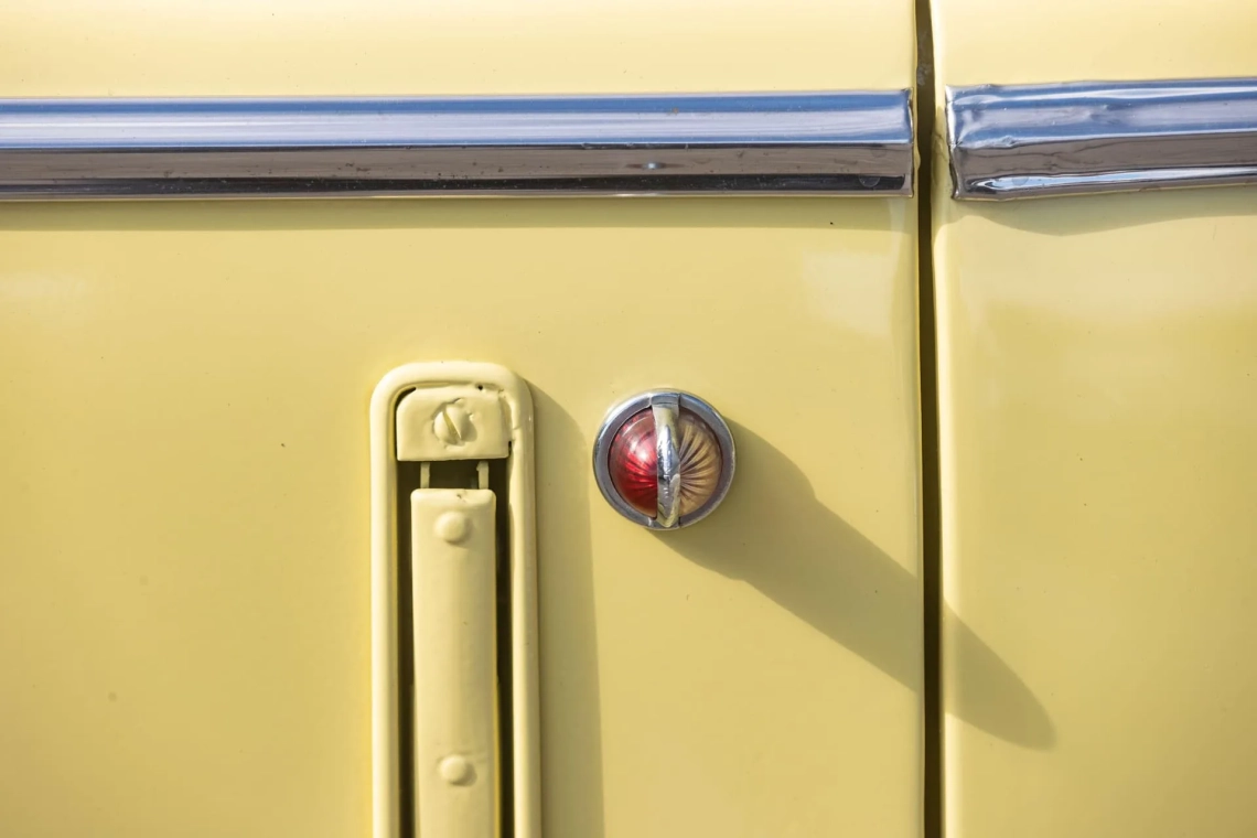 Peugeot 203 C cabriolet - 1956 29