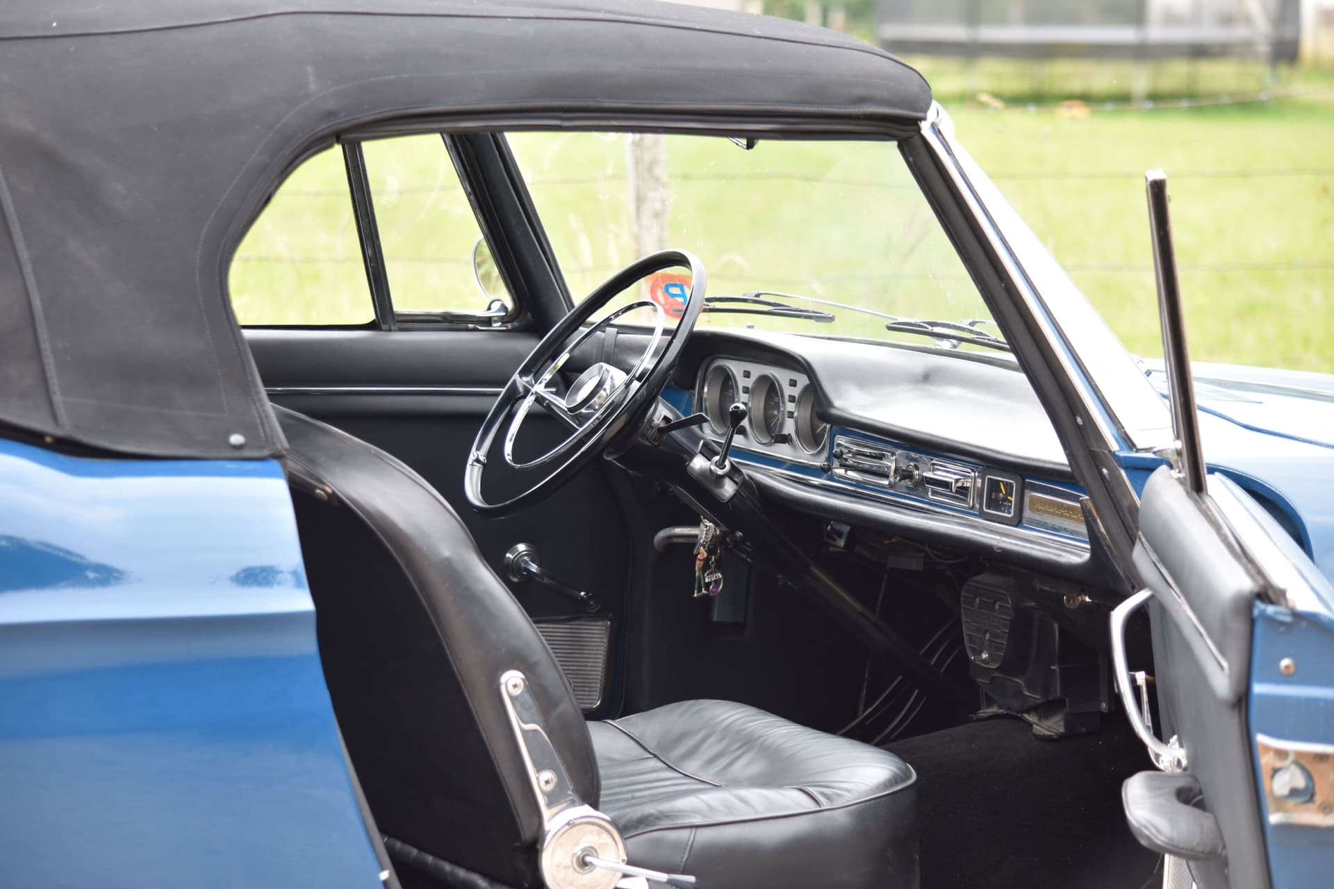 Peugeot 404 Cabriolet Super Luxe Injection Pininfarina - 1966 6