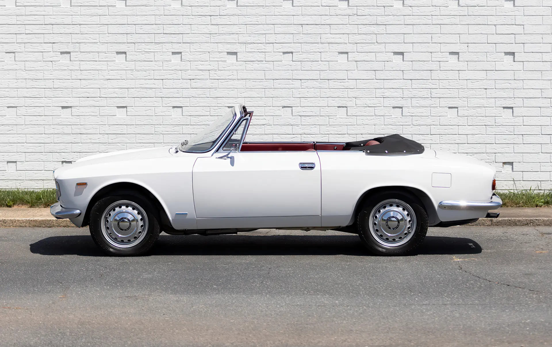 Alfa Romeo Giulia GTC (Touring) - 1964-002