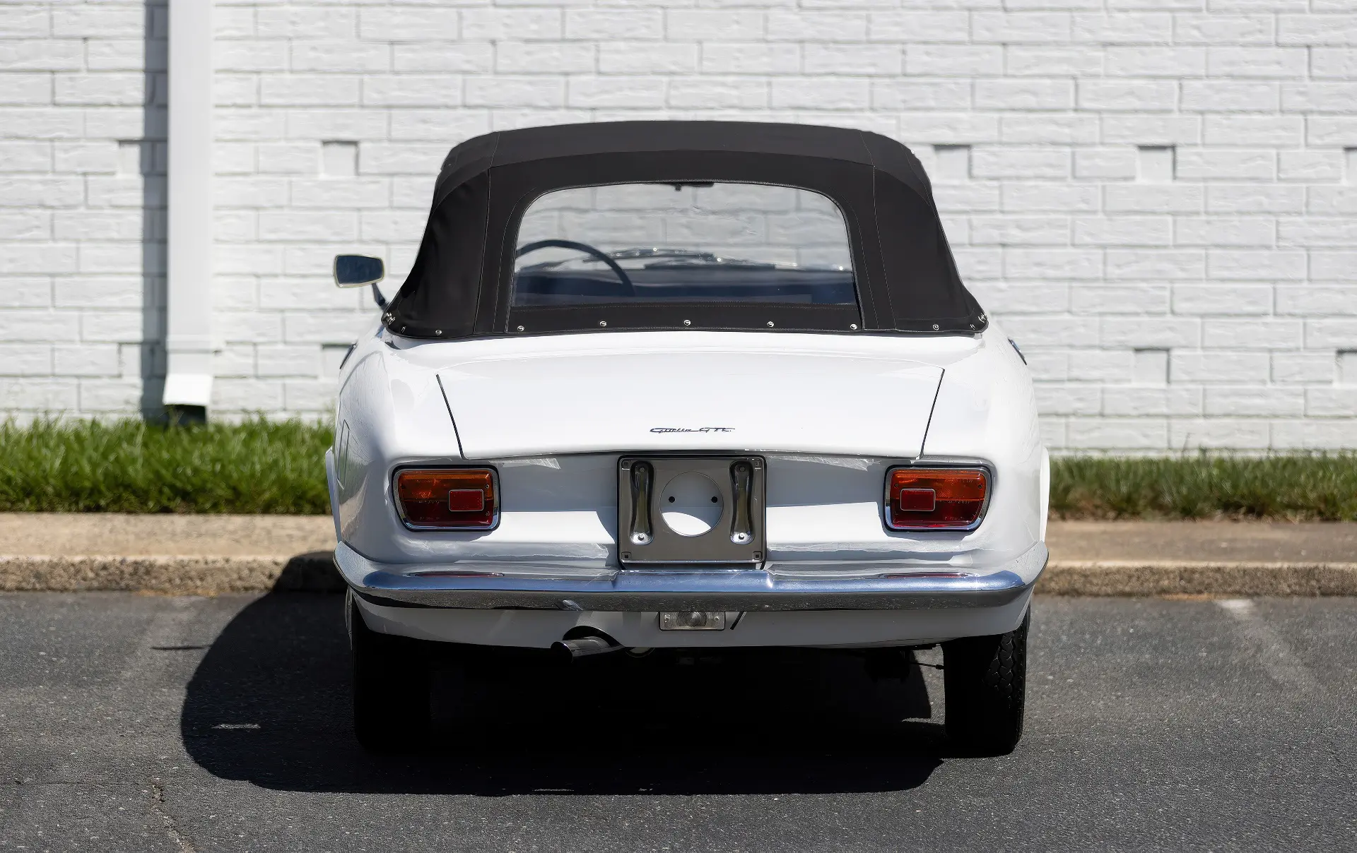 Alfa Romeo Giulia GTC (Touring) - 1964-005