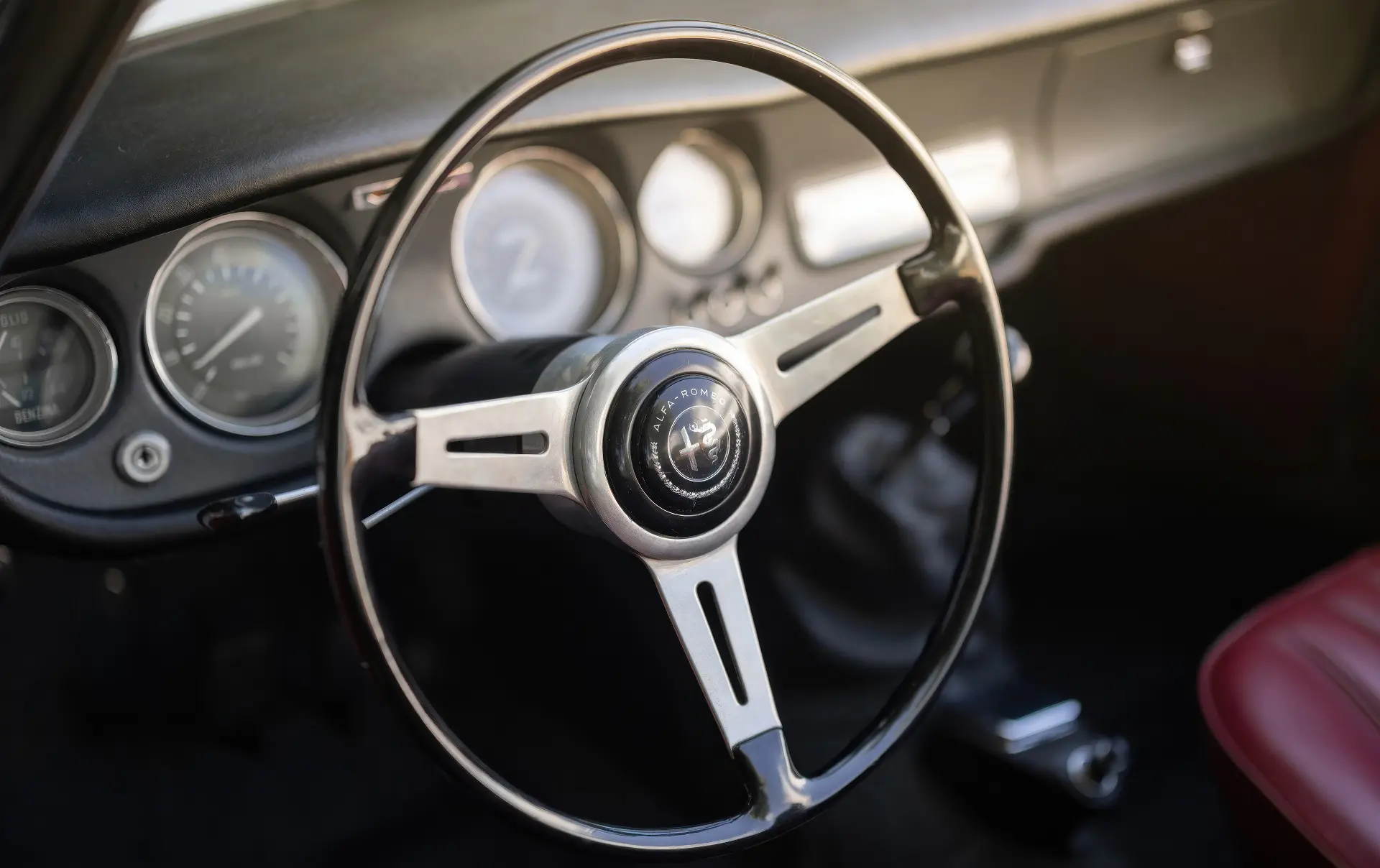 Alfa Romeo Giulia GTC (Touring) - 1964-020