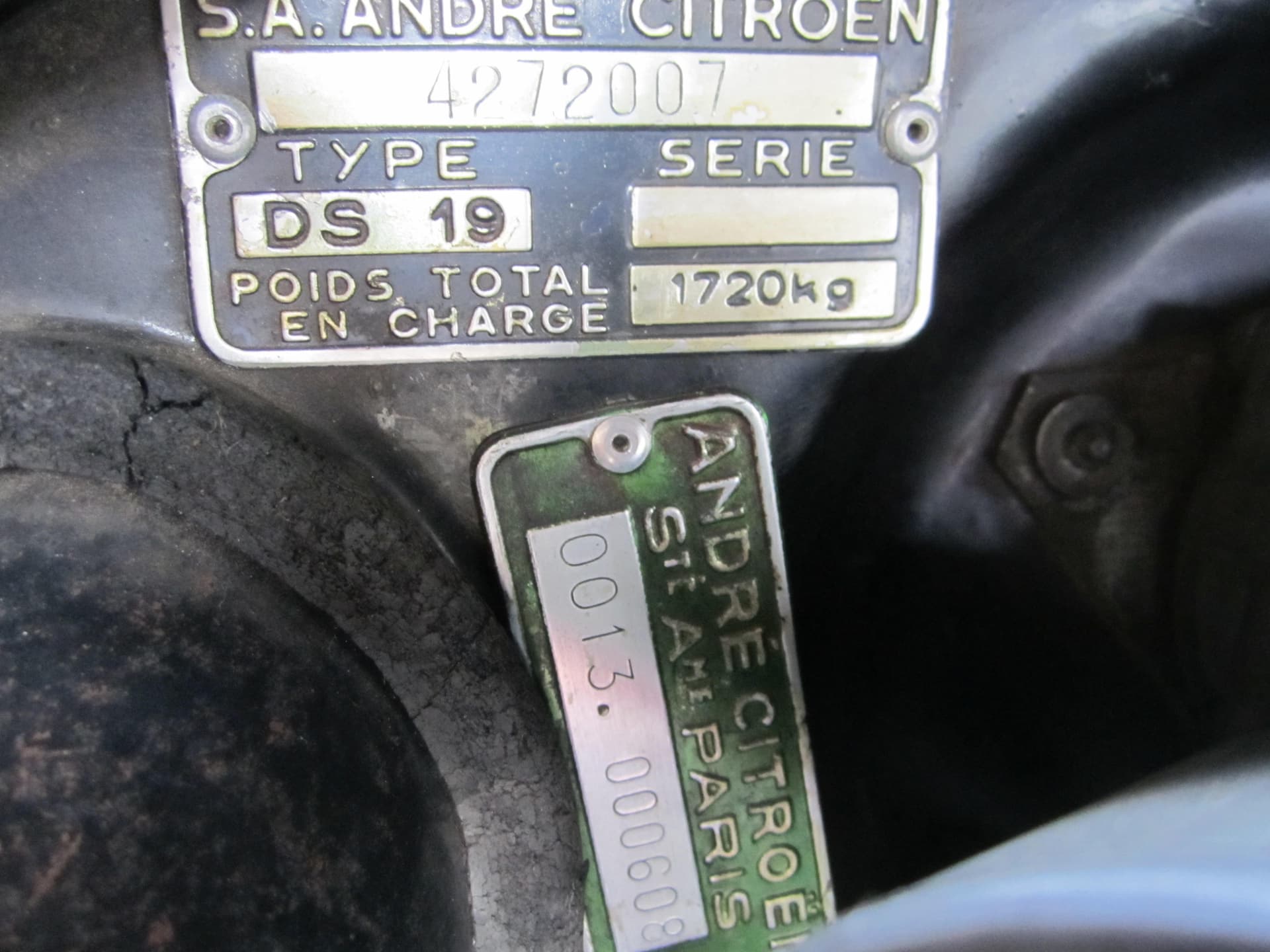 Citroen-DS-19-Le-Dandy-Chapron-1965-36