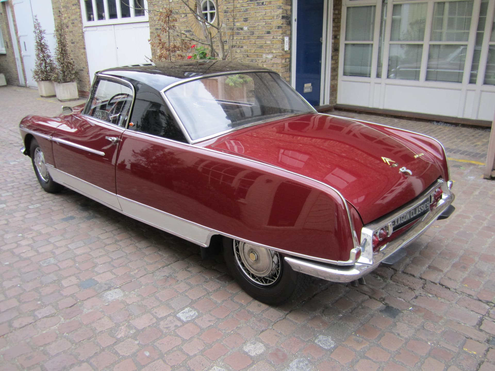 Citroen-DS-19-Le-Dandy-Chapron-1965-38