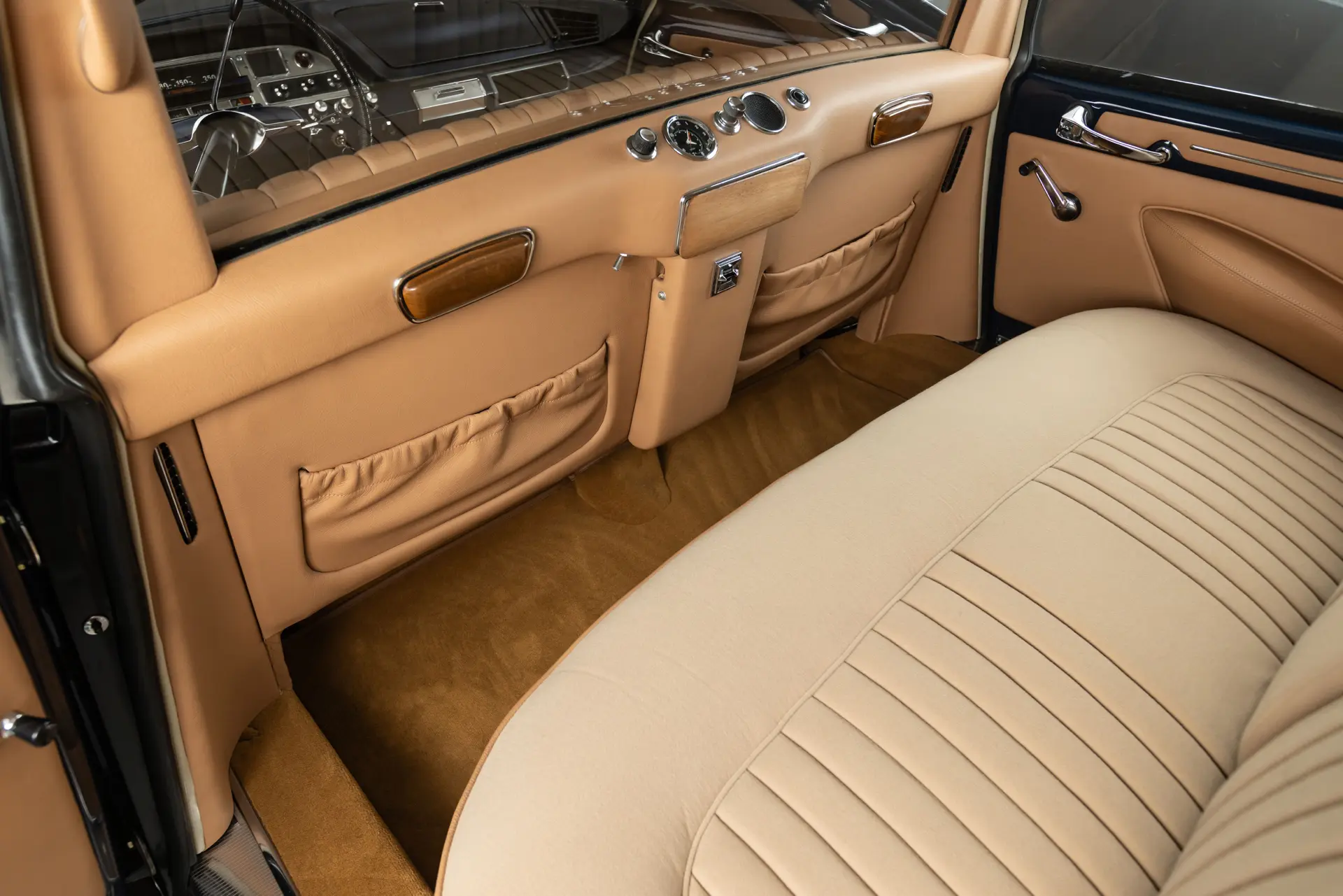 Citroën DS21 Majesty (Chapron) 4376004 - 1966 -47