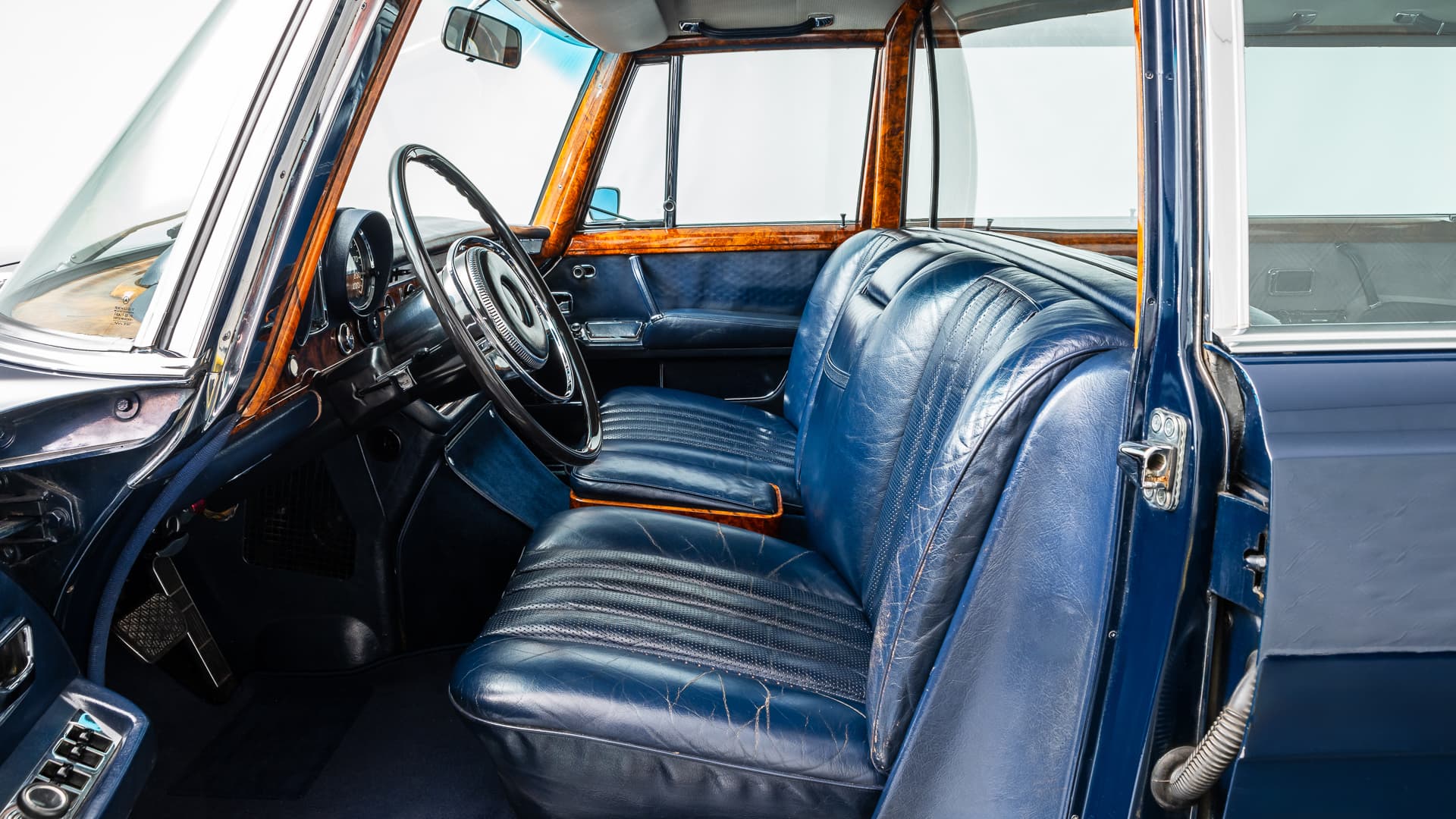 Mercedes-Benz W100 600 Pullman - 1969 - 17