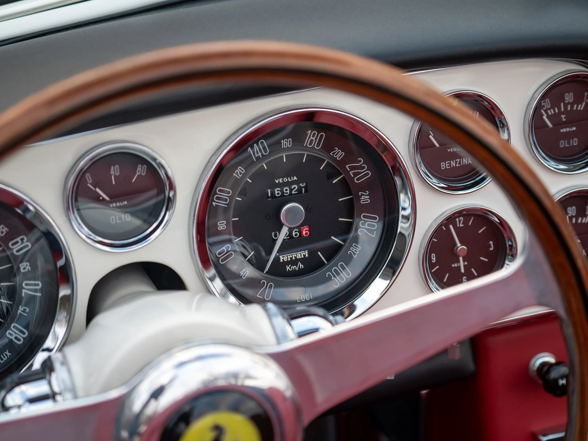 Ferrari 250 GT Cabriolet Series II - Pininfarina - 1961 - 12