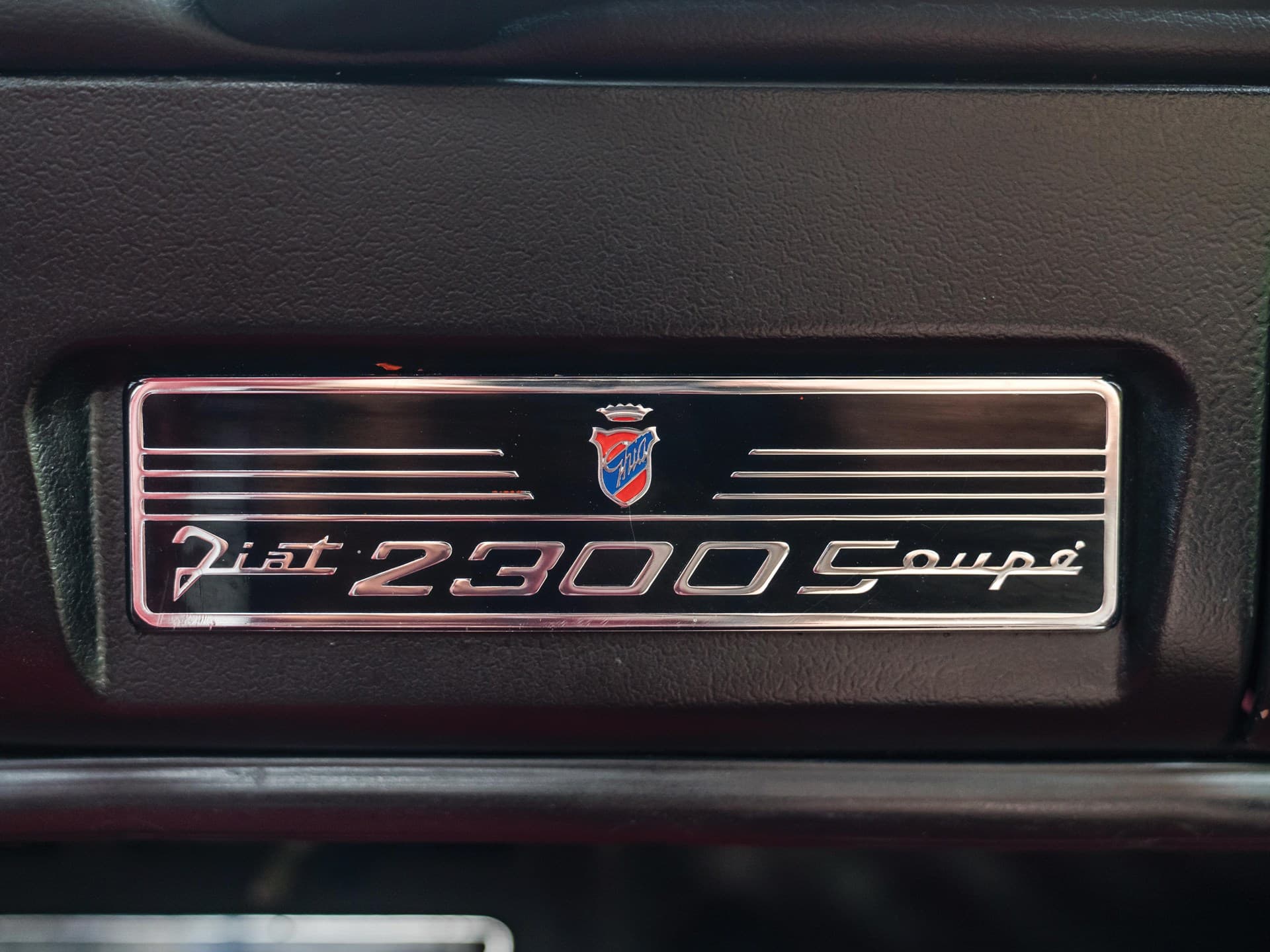 Fiat 2300 S Coupe (Ghia) - 1964 - 14