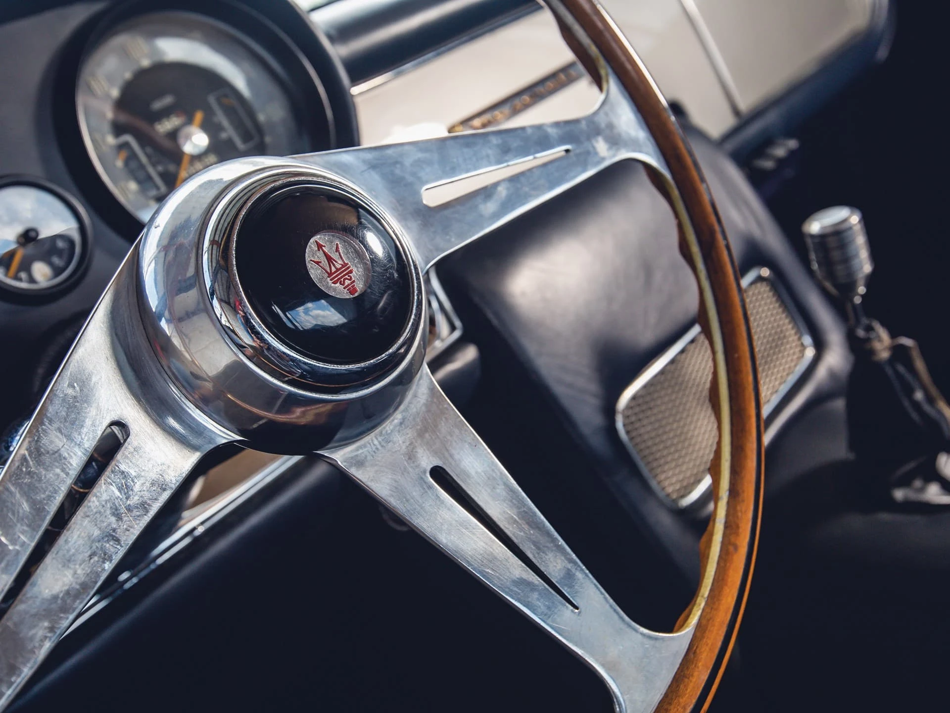 Maserati 5000 GT Coupe (Michelotti) - 1964 - 11b