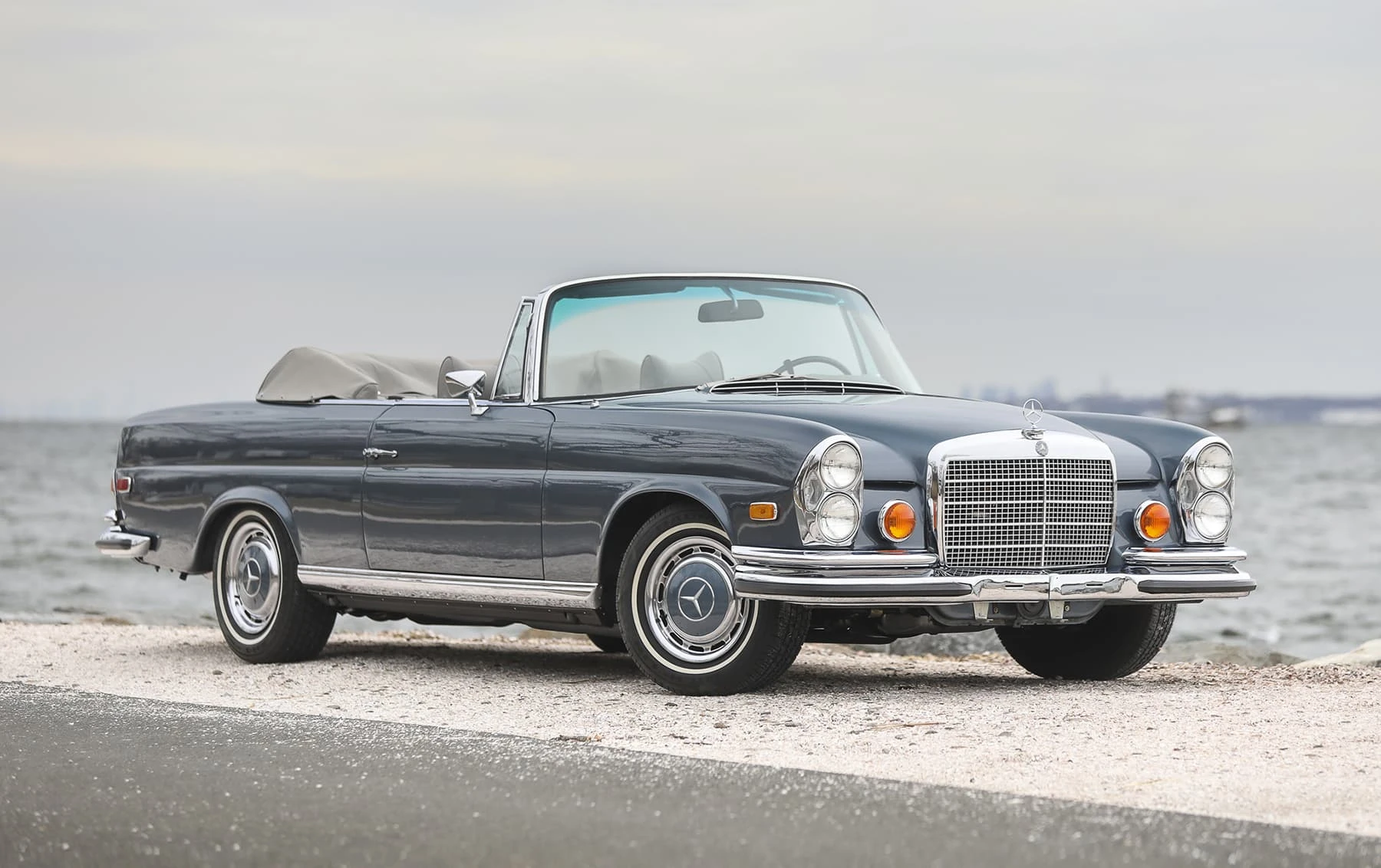 Mercedes-Benz 280SE 3.5 Cabriolet - 1969-1971 - 07
