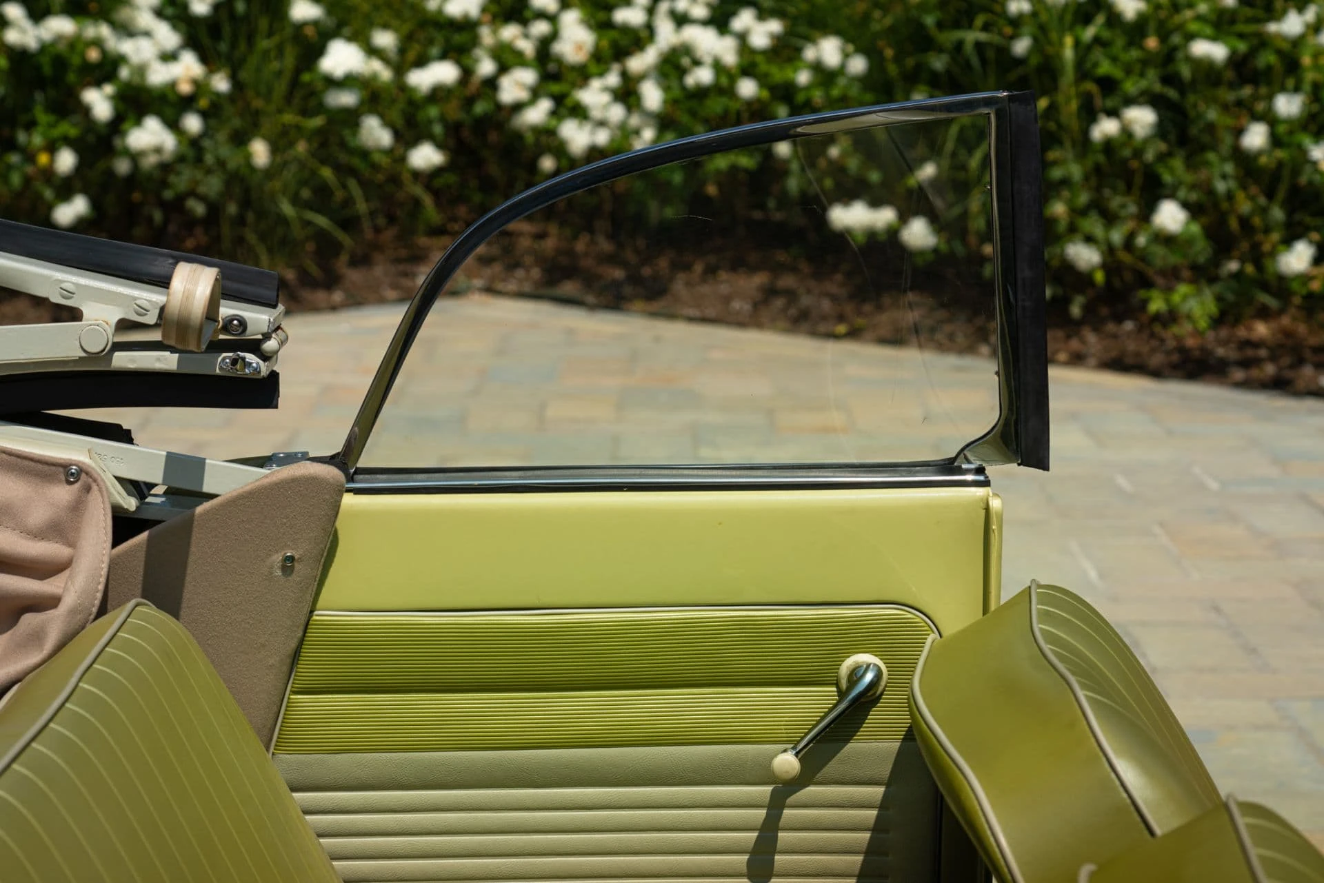 VW Coccinelle Cabriolet (Karmann) - 1959 - 43