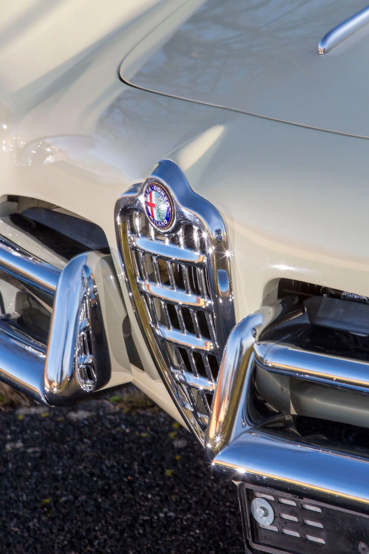 Alfa Romeo Giulietta Spider Prototype (Pinifarina) - 1954 9