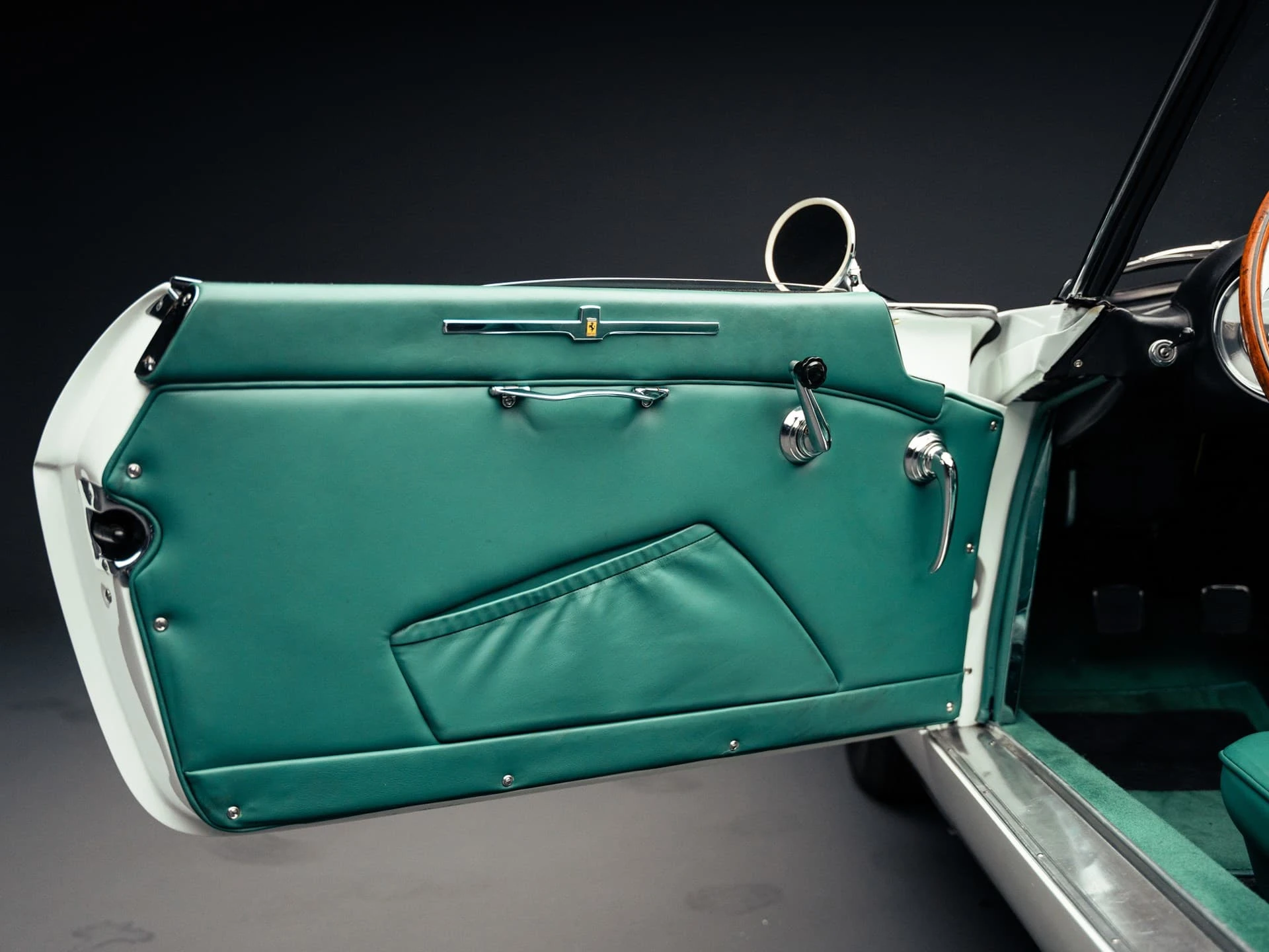 Ferrari 250 GT Cabriolet Series I (Pini Farina) - 1958 10