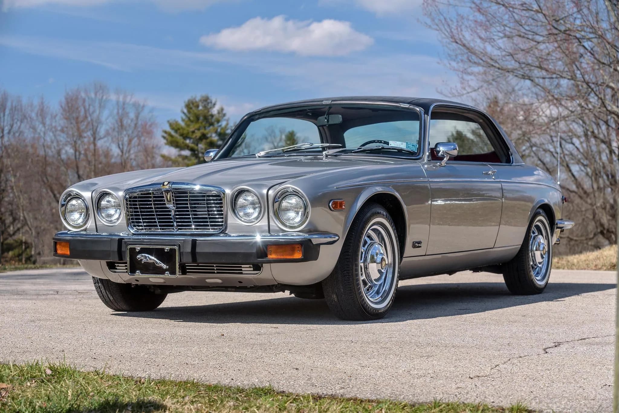 Jaguar XJ12C 5.3 - 1975 - 01