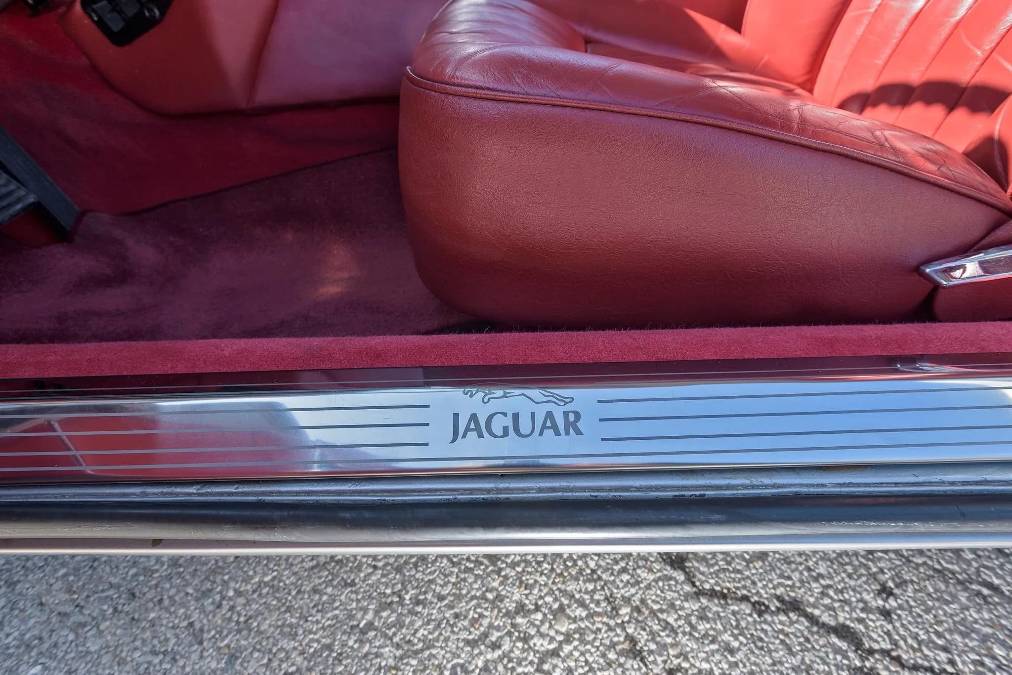 Jaguar XJ12C 5.3 - 1975 - 34