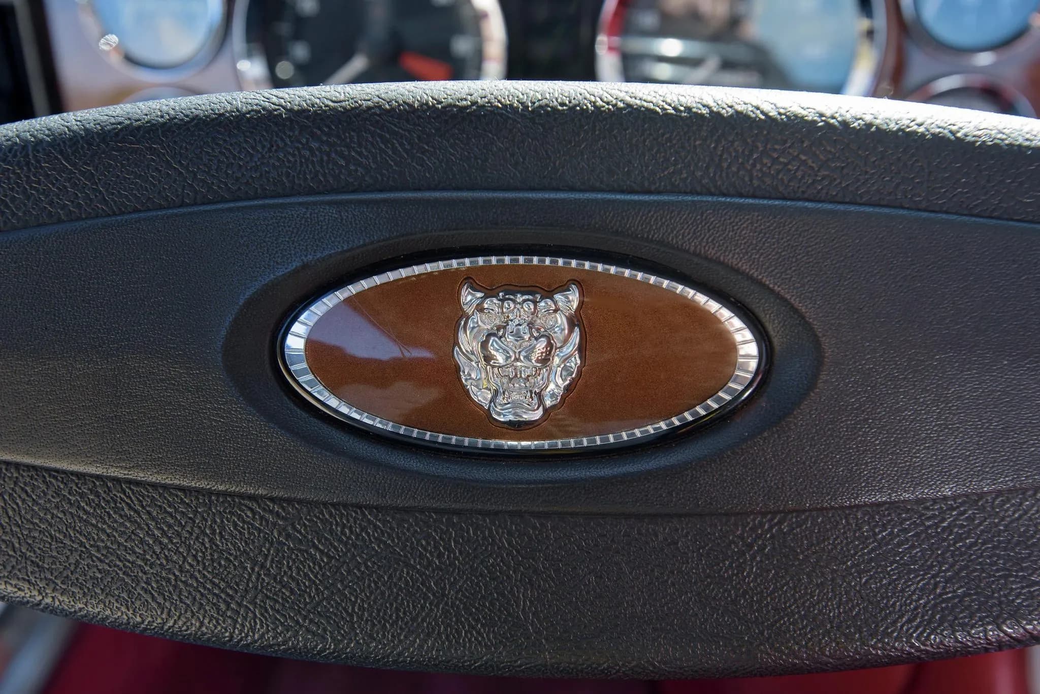 Jaguar XJ12C 5.3 - 1975 - 40