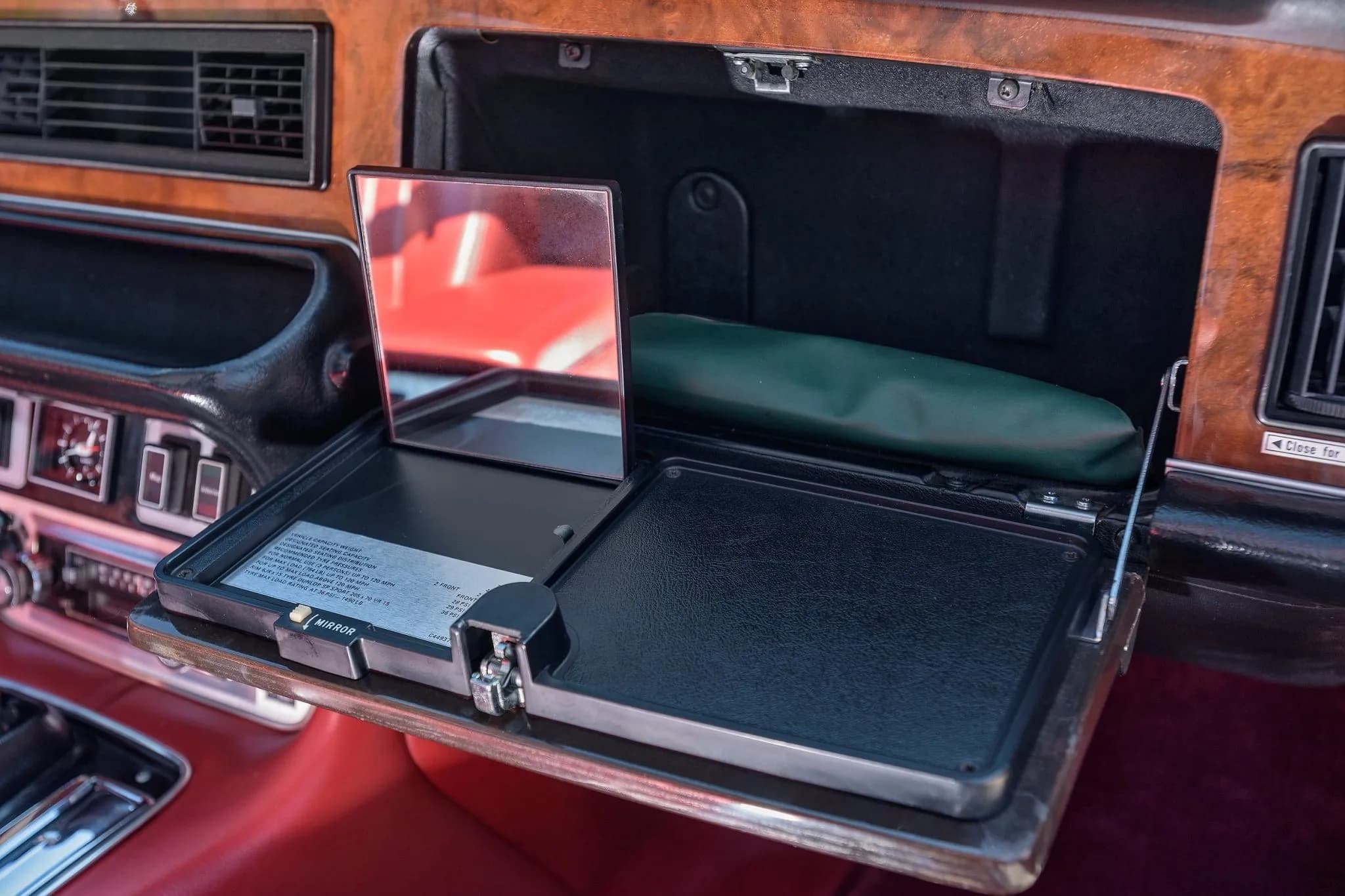 Jaguar XJ12C 5.3 - 1975 - 52