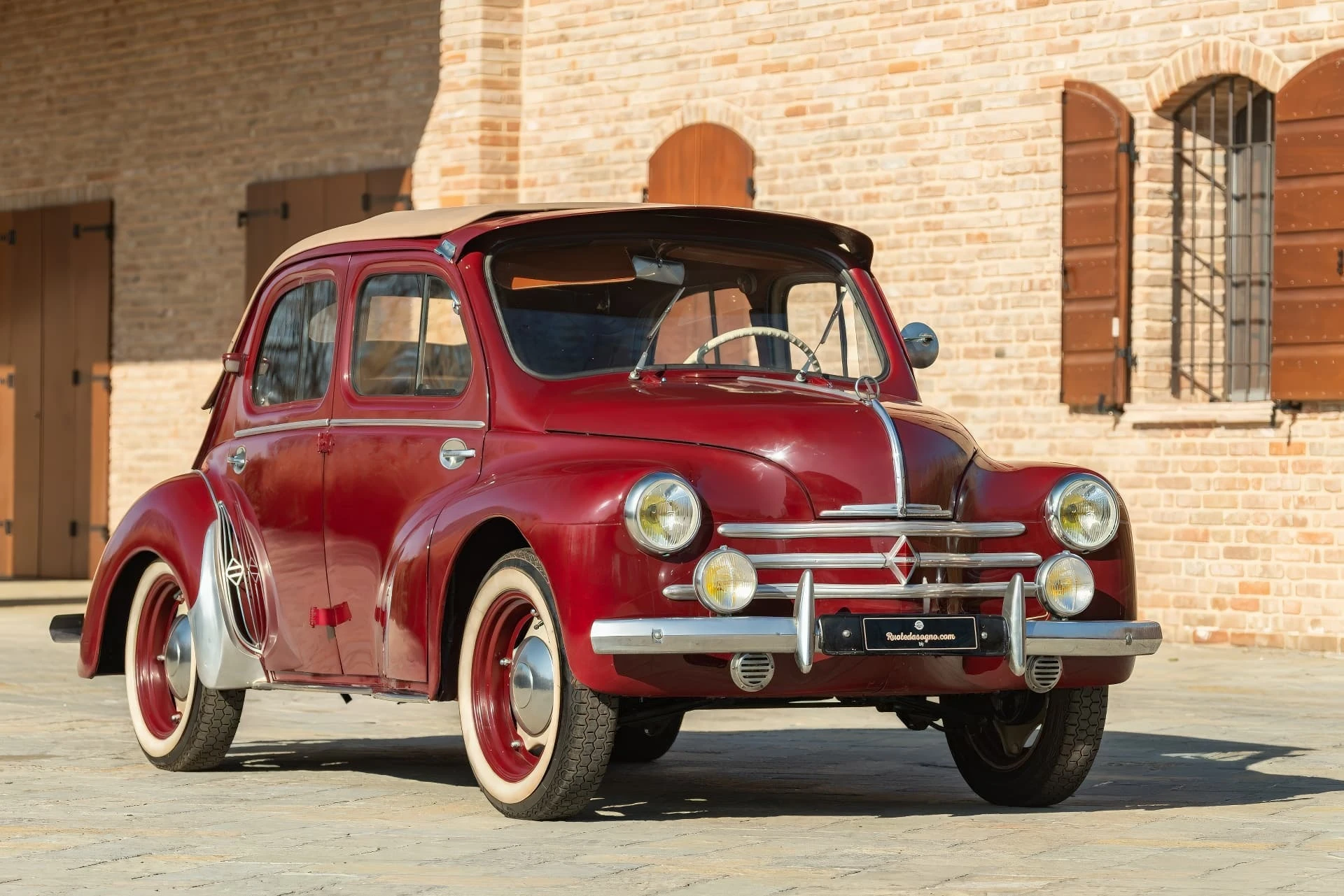 Renault 4CV Découvrable - 1957 - 01