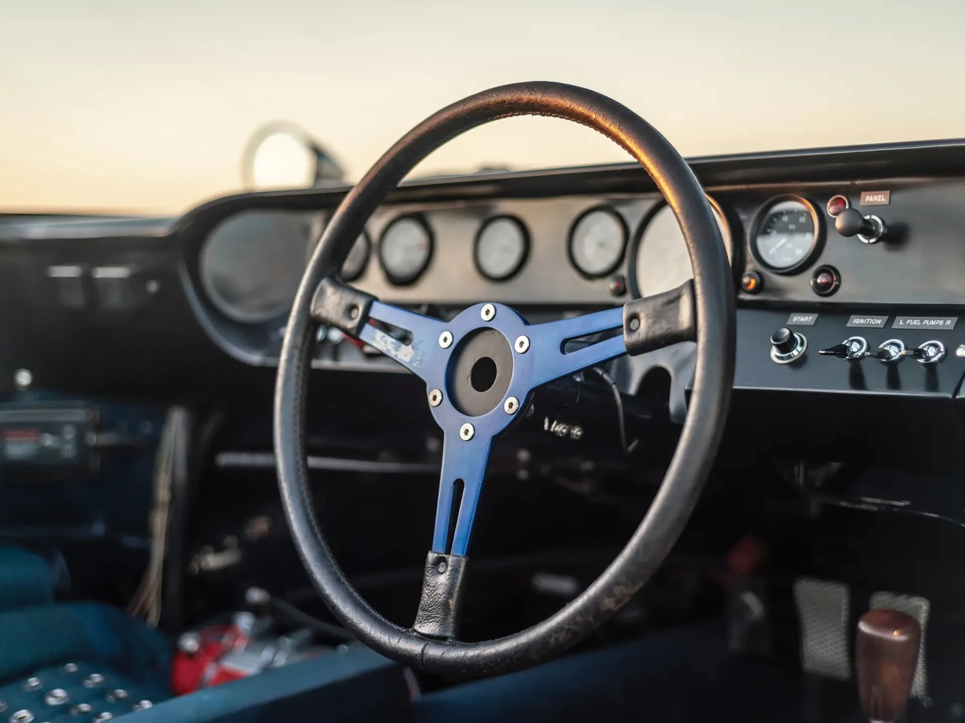 Ford GT40 Roadster Prototype - 1965 - 08