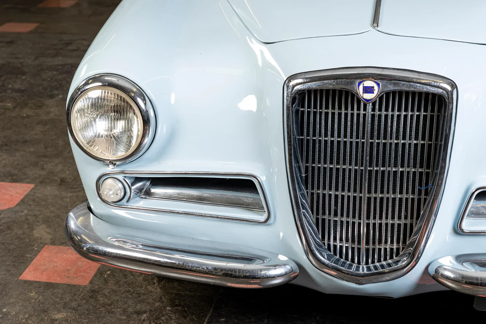 Lancia Aurelia B53 Cabriolet (Pinin Farina) - 1952 - 54