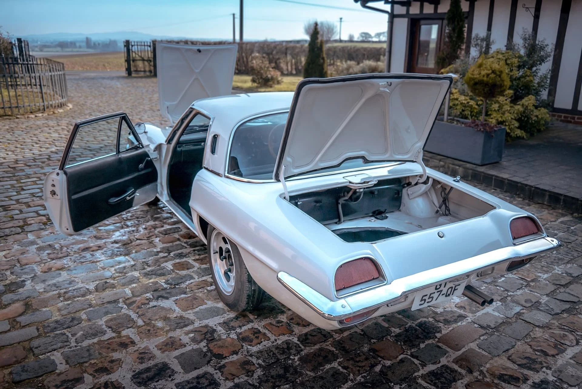 Mazda Cosmo Sport 110S - 1967 - 12