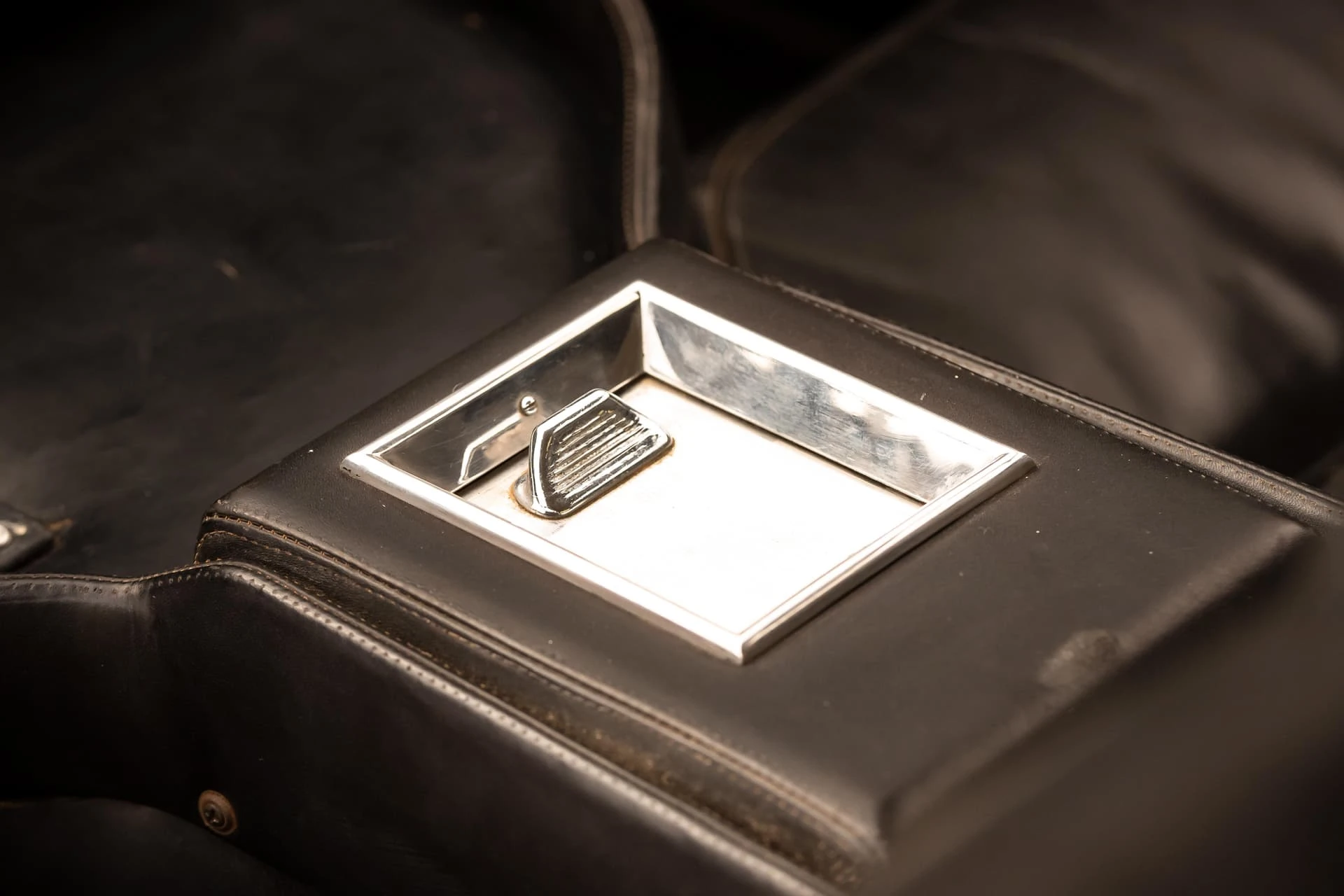 Monteverdi High Speed 375:L Coupé (Fissore) - 1970 - 12